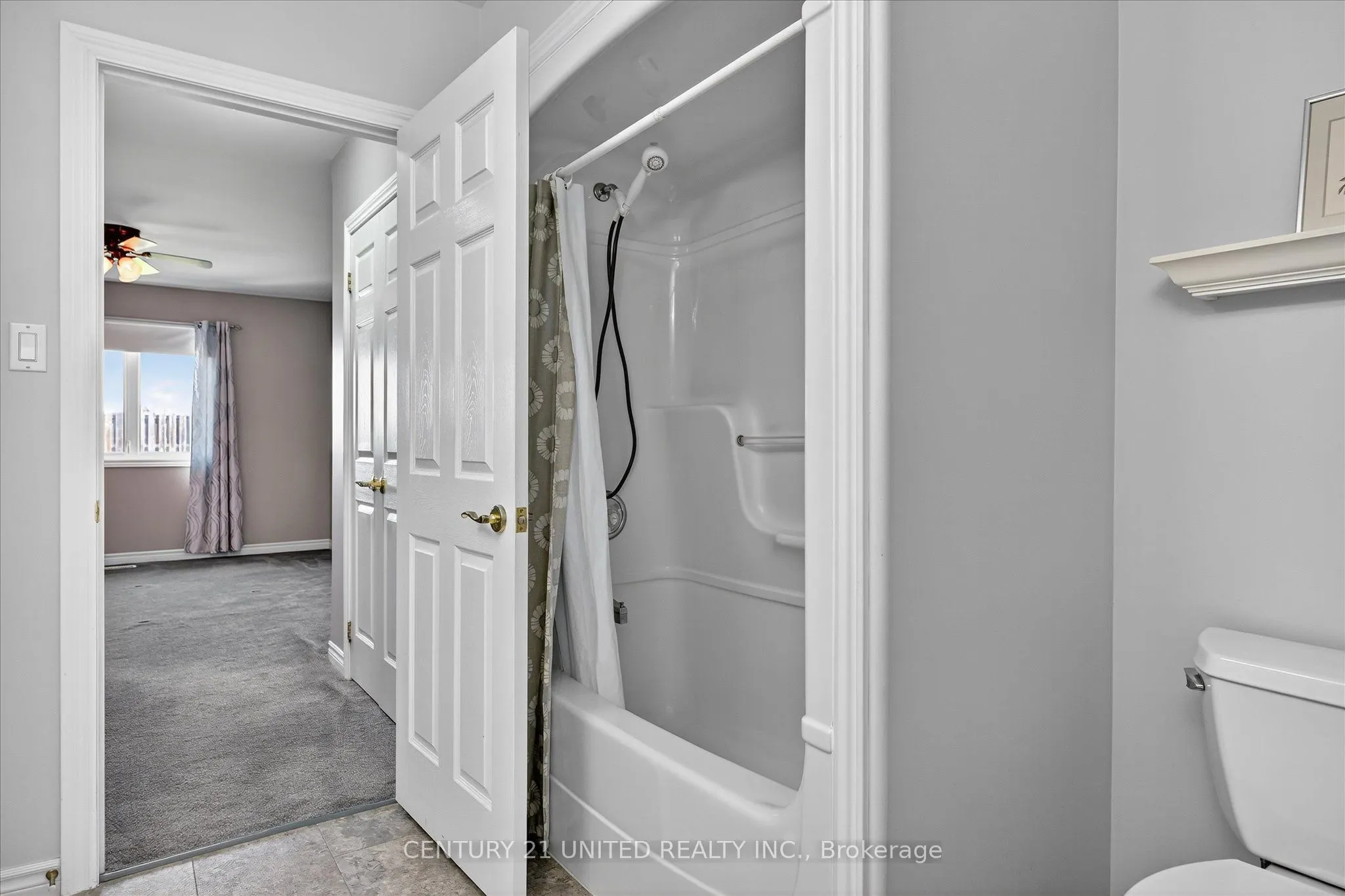 6 Village Crescent, #15