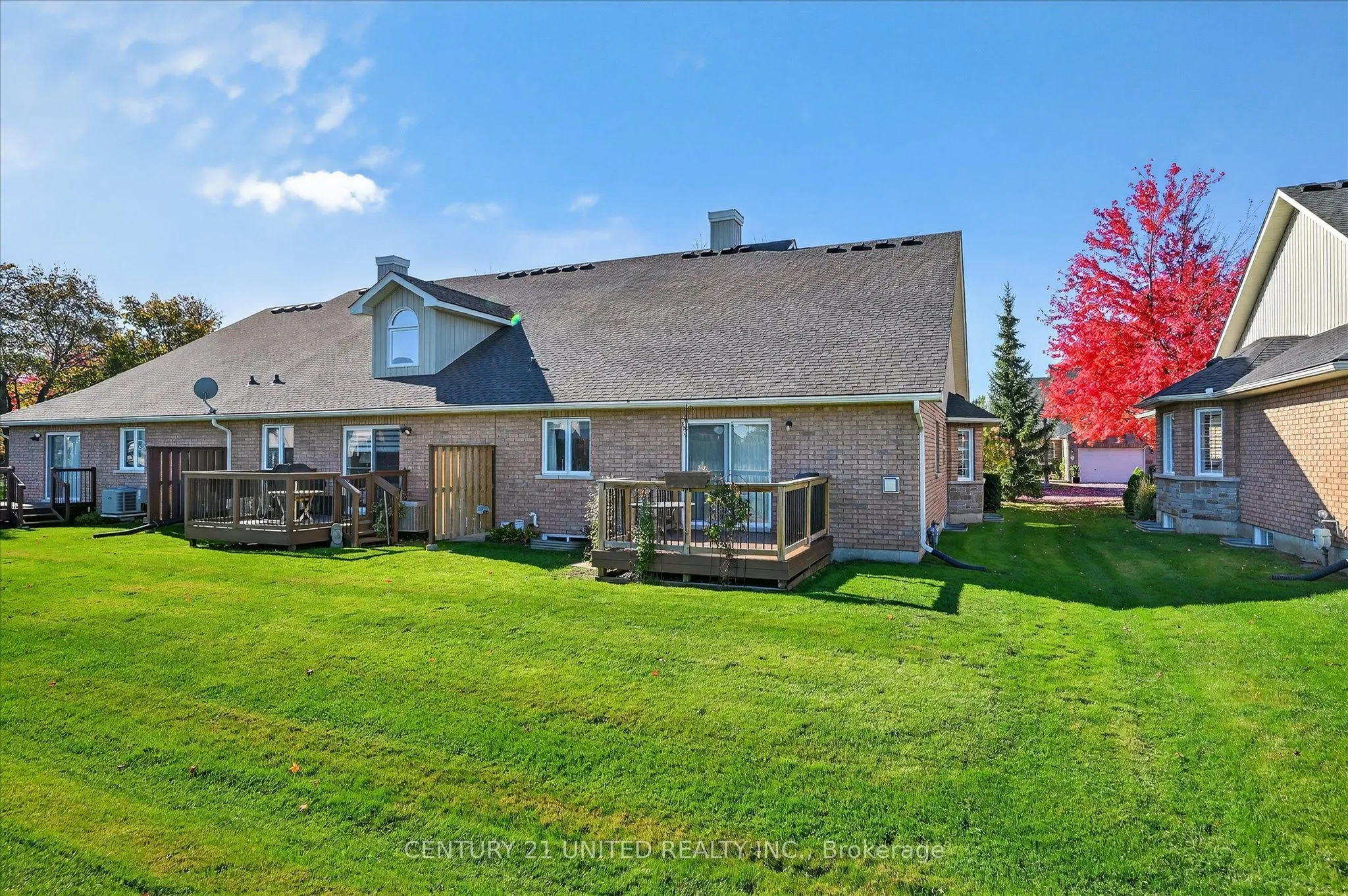 6 Village Crescent, #15