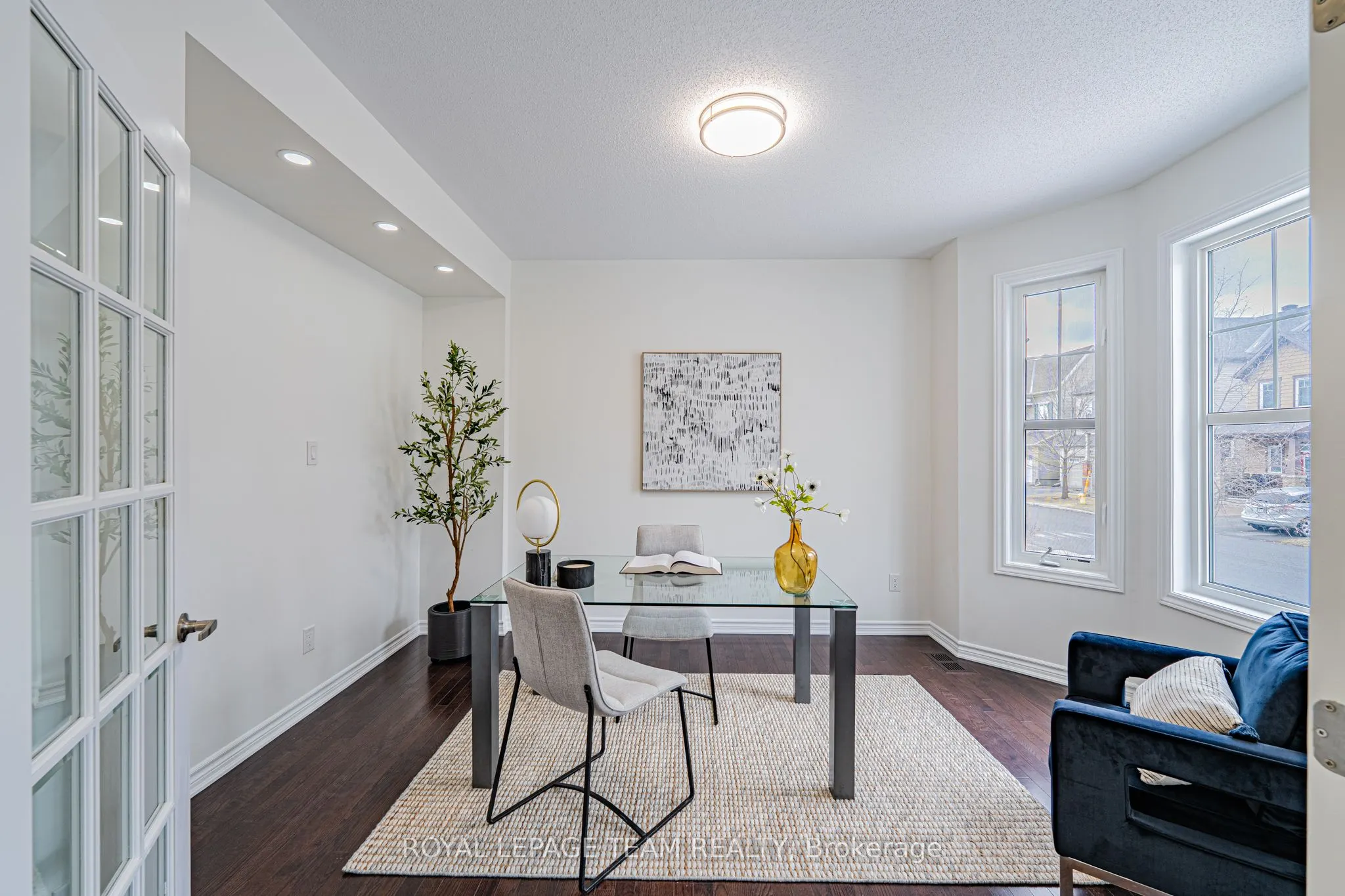 113 Lily Pond Street S