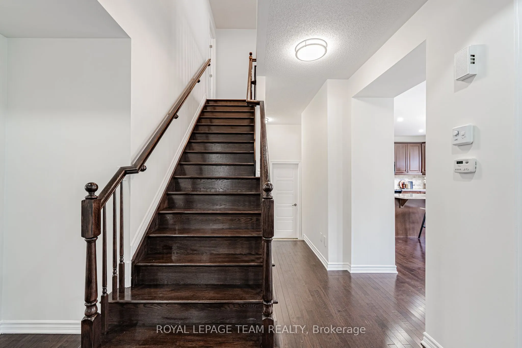 113 Lily Pond Street S