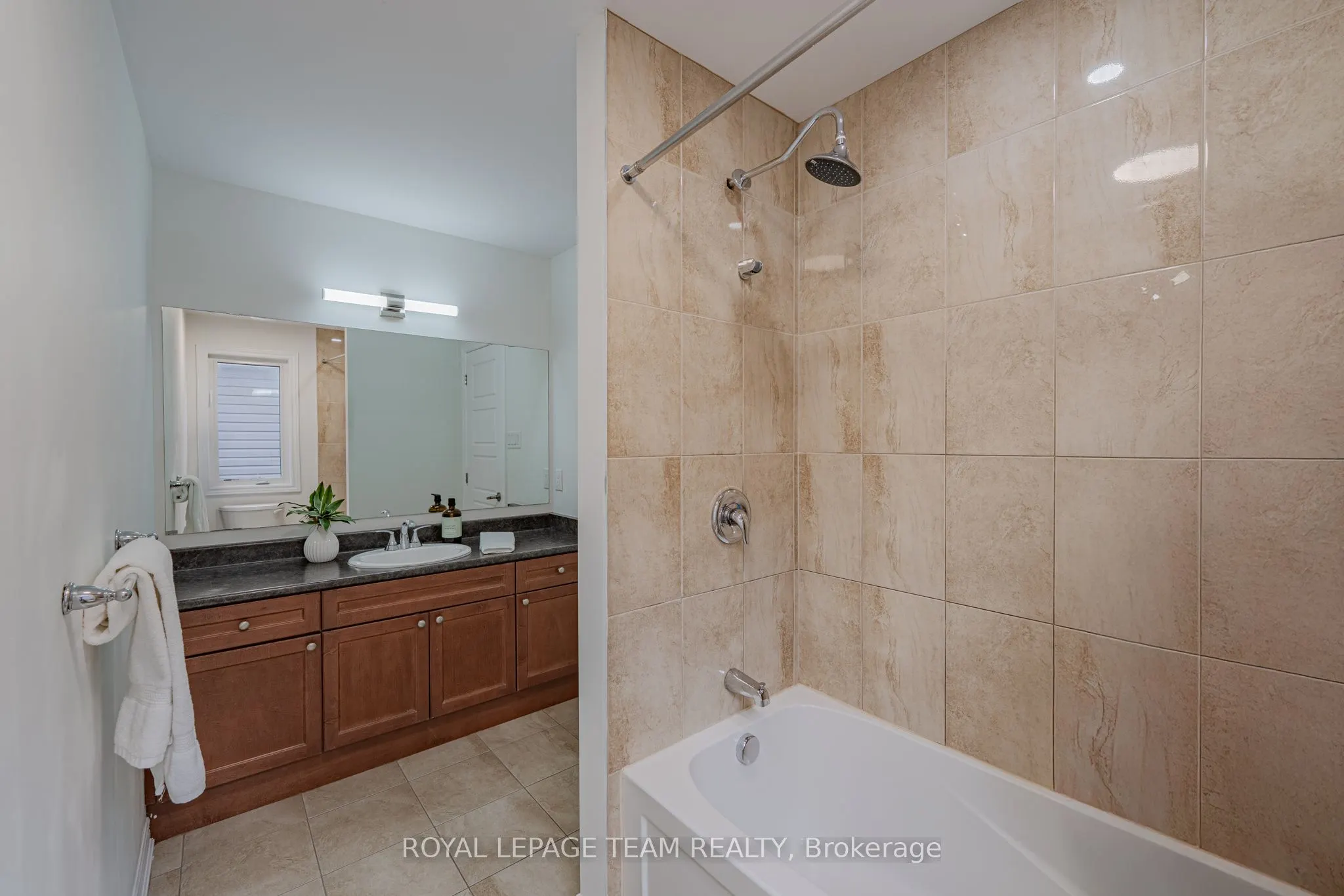 113 Lily Pond Street S