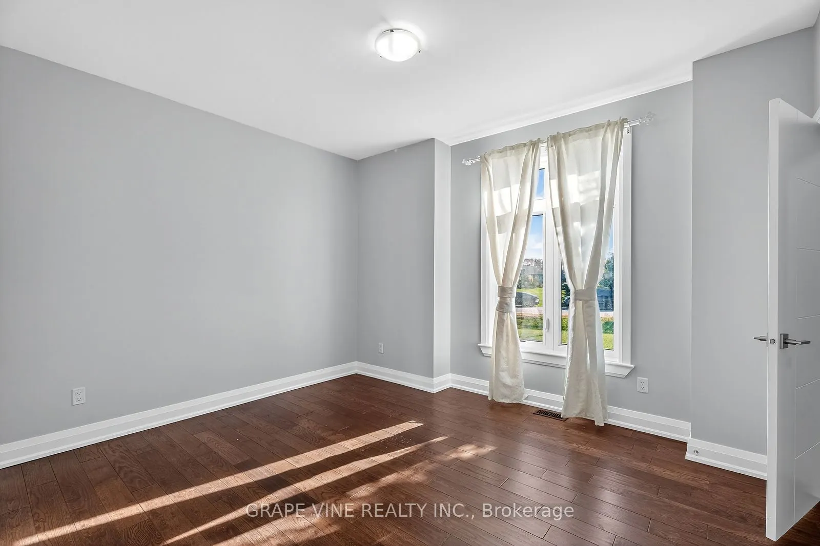 6835 Springrun Place