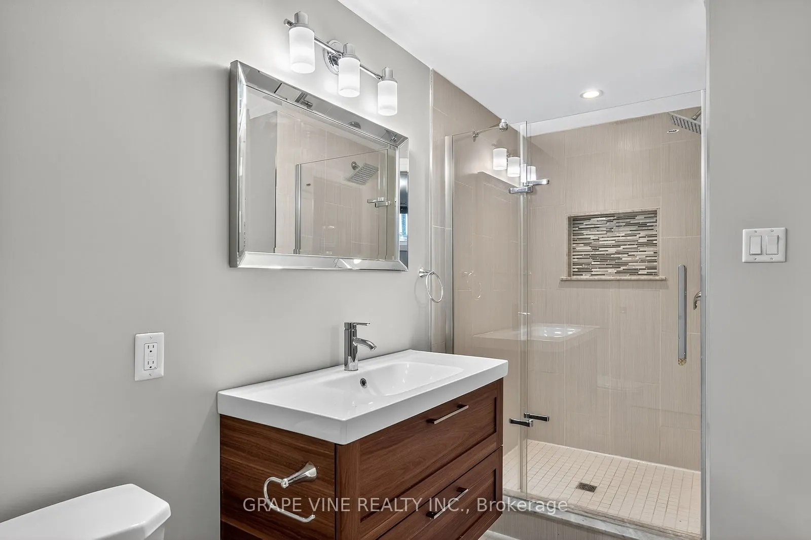 6835 Springrun Place