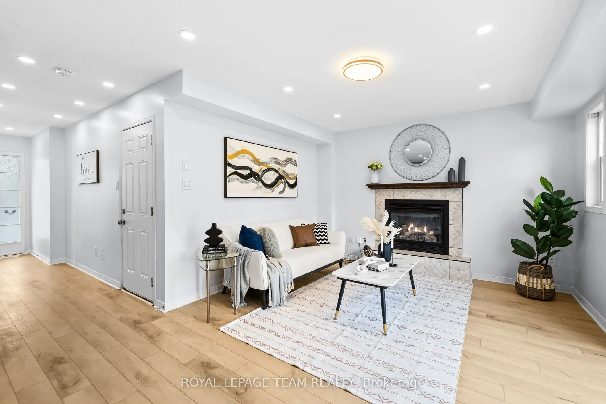 381 Moffatt Pond Court