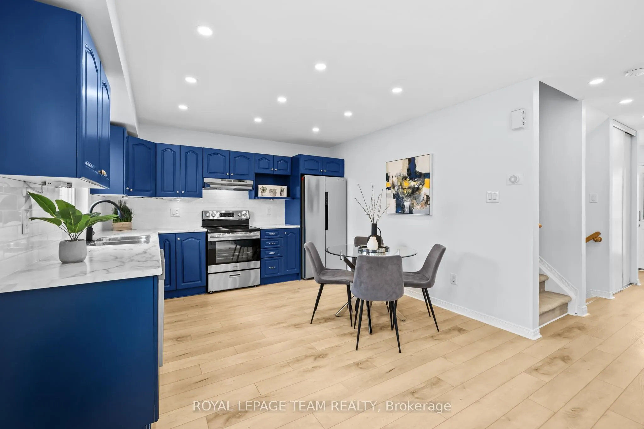 381 Moffatt Pond Court