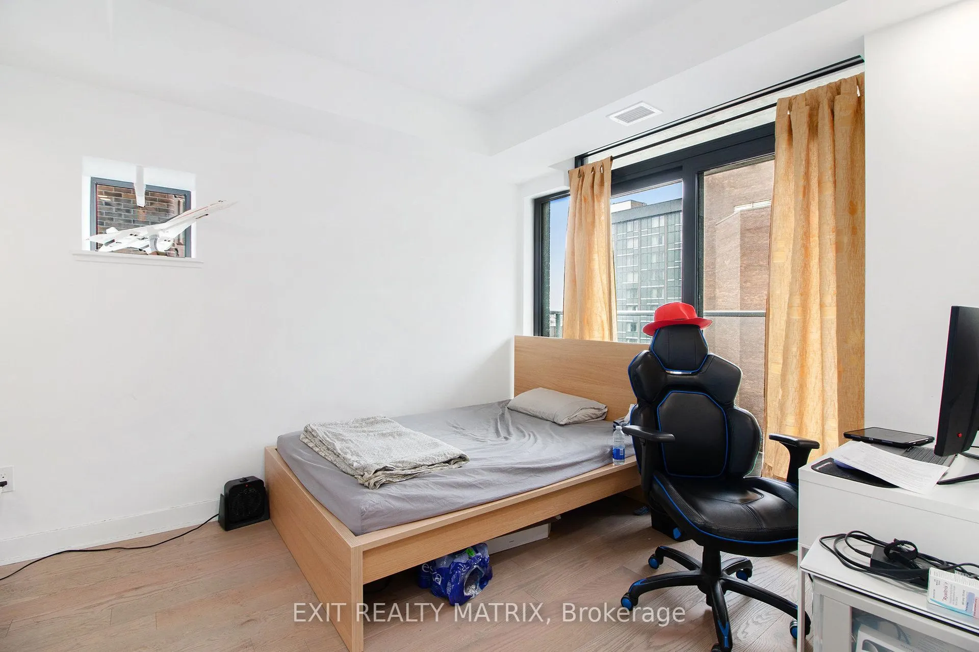 340 Queen Street, #1101