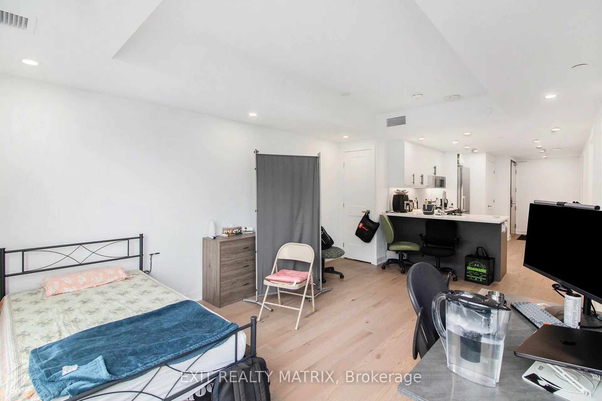 340 Queen Street, #1101