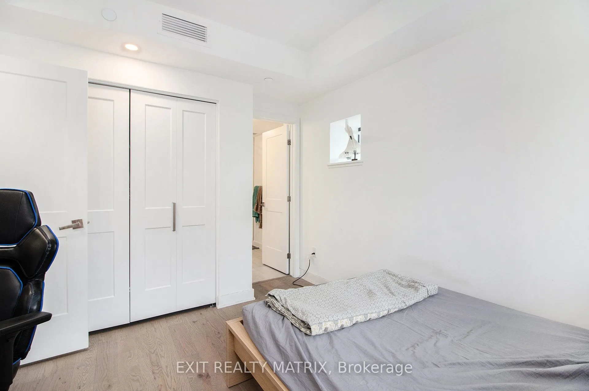 340 Queen Street, #1101