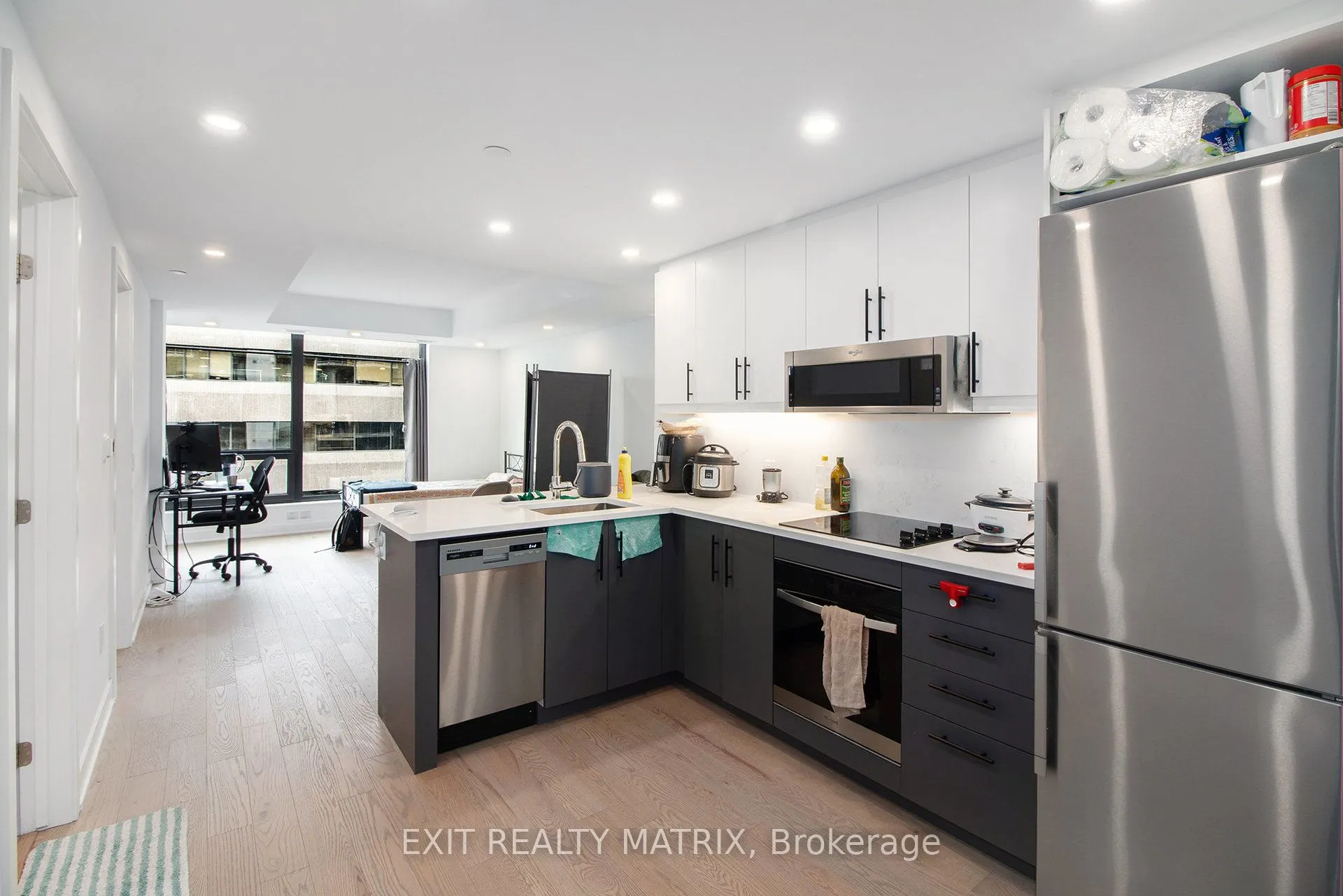 340 Queen Street, #1101