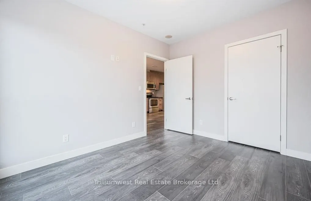 1 Victoria Street, #1204