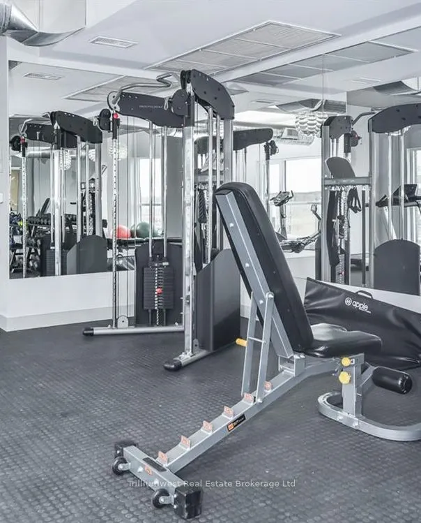 1 Victoria Street, #1204