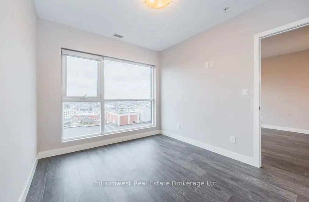 1 Victoria Street, #1204