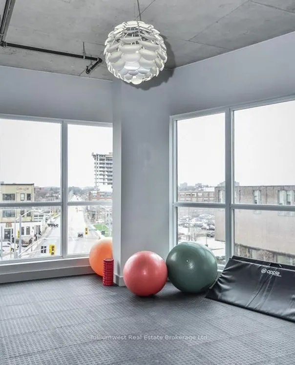 1 Victoria Street, #1204