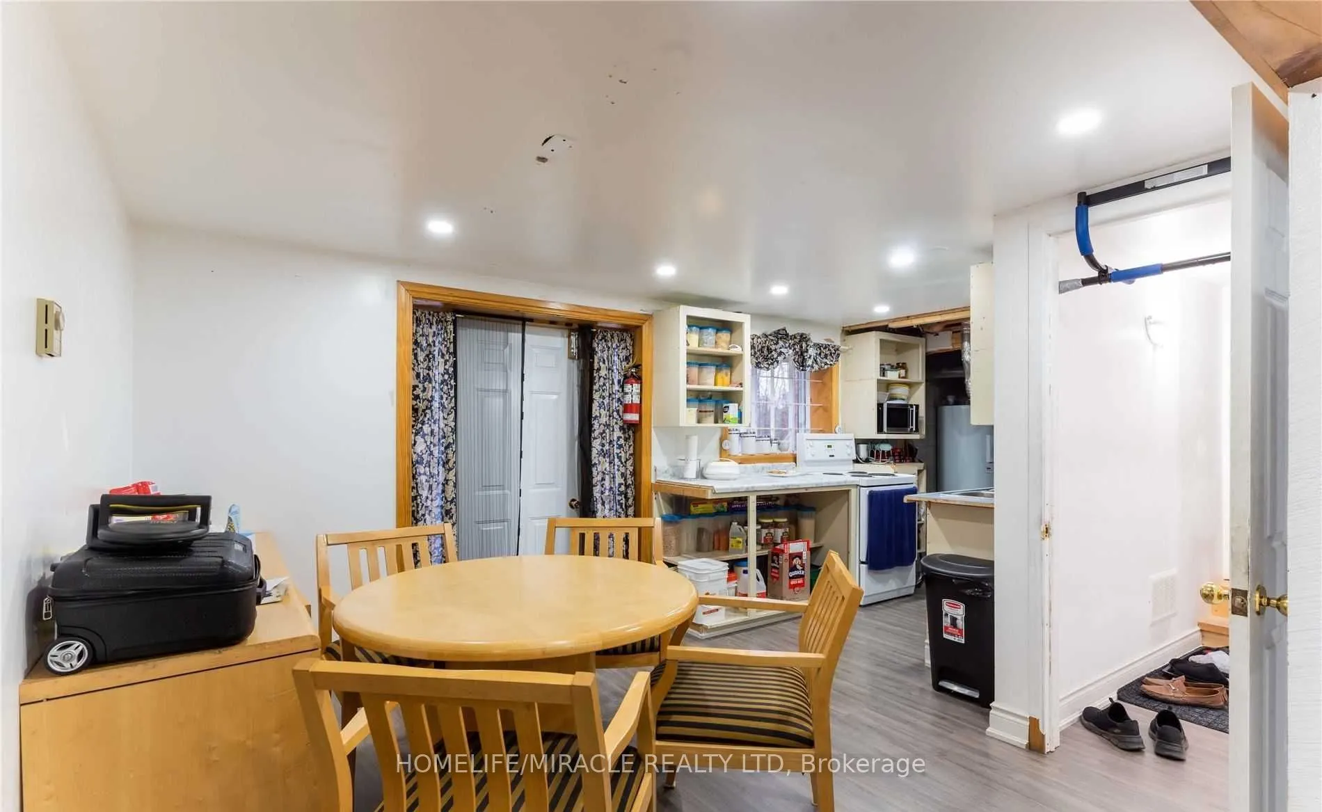 39 Sandy Plains Road N