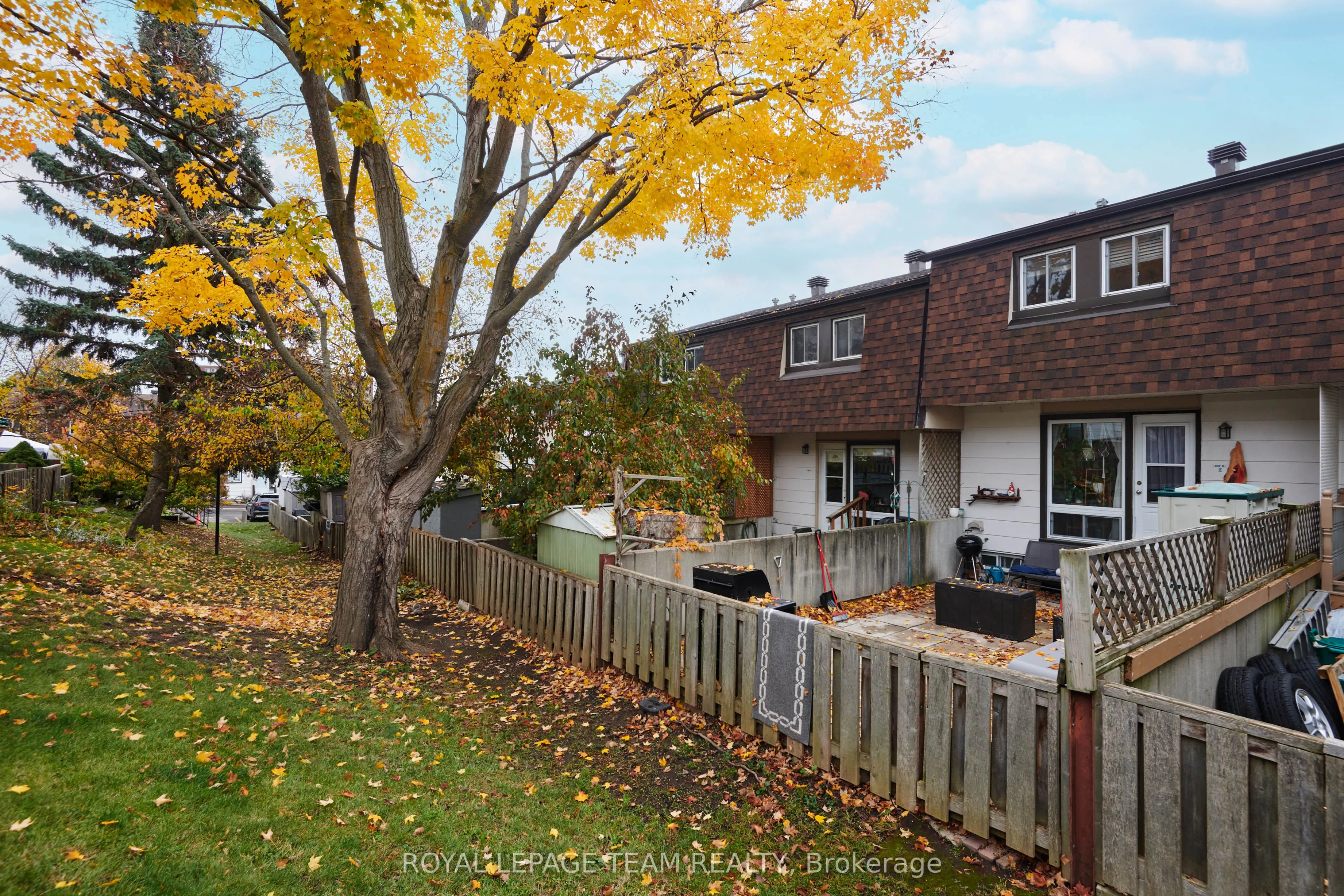 902 Elmsmere Road, #B