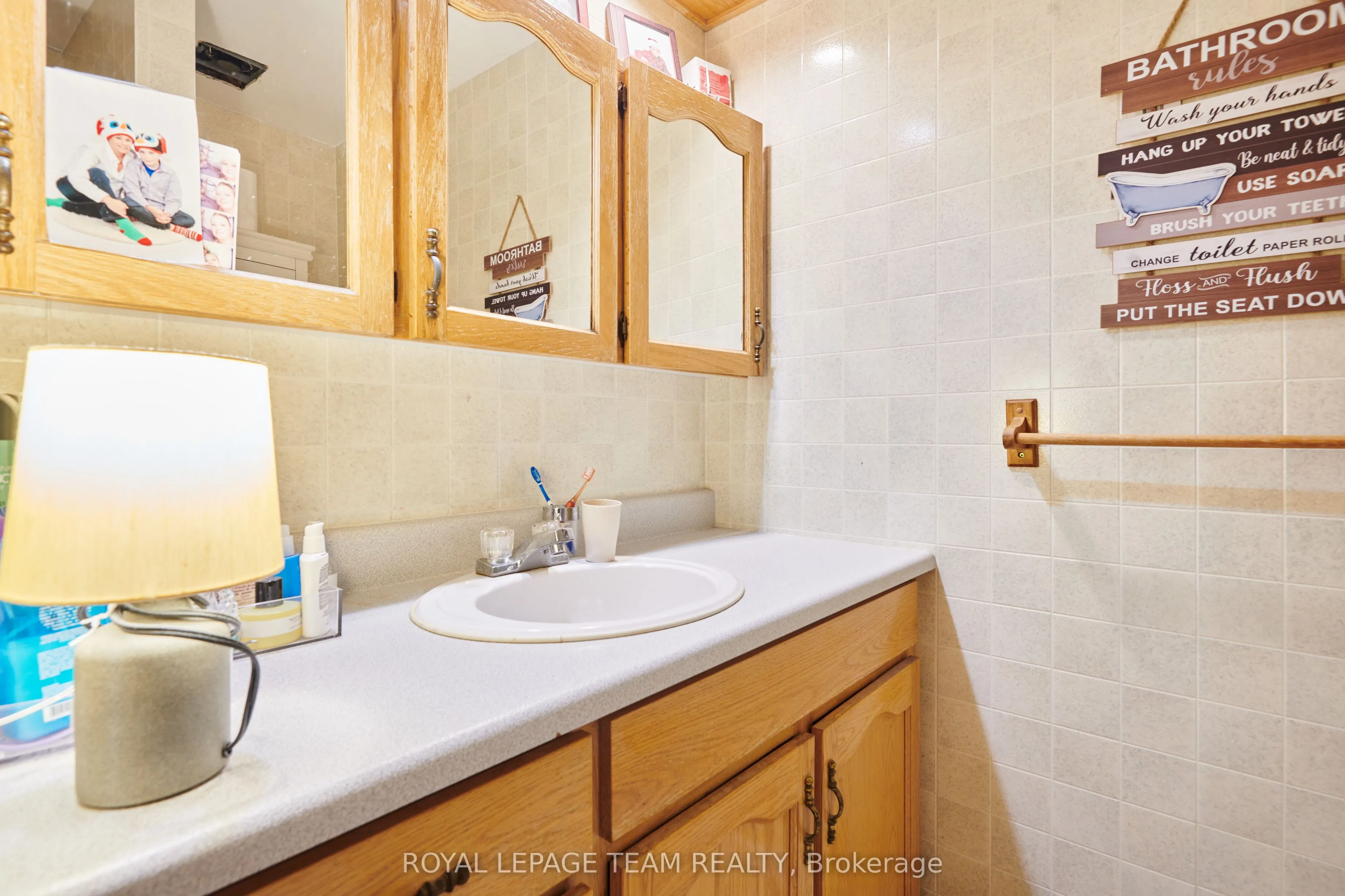 902 Elmsmere Road, #B