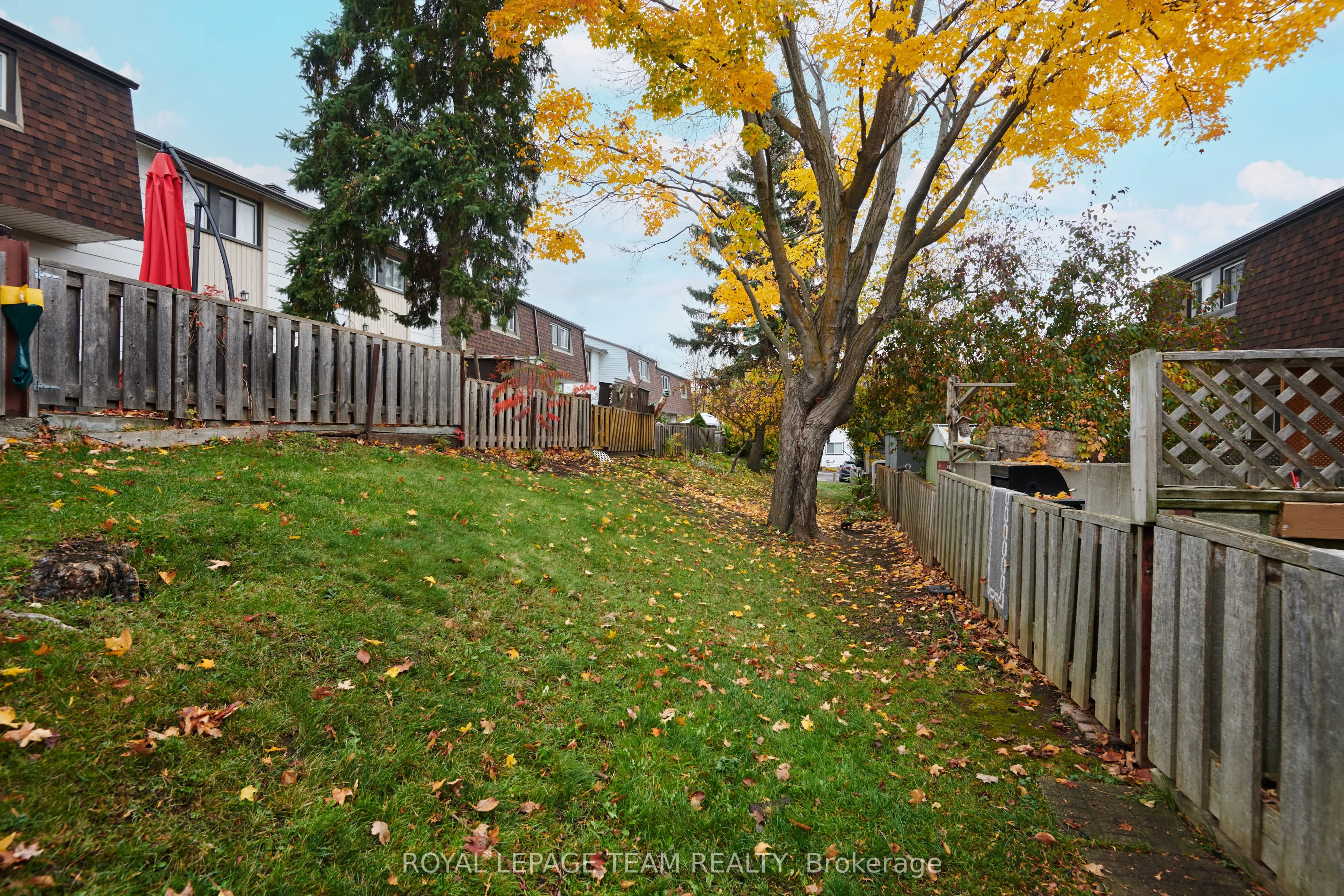 902 Elmsmere Road, #B