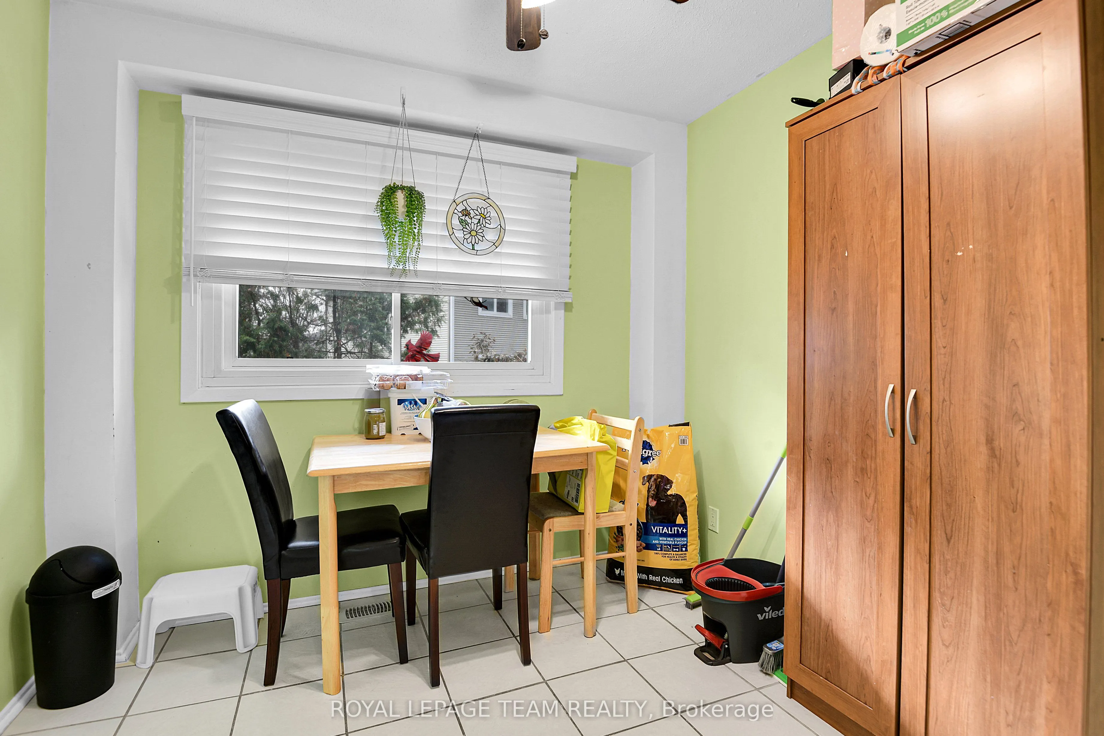 902 Elmsmere Road, #B