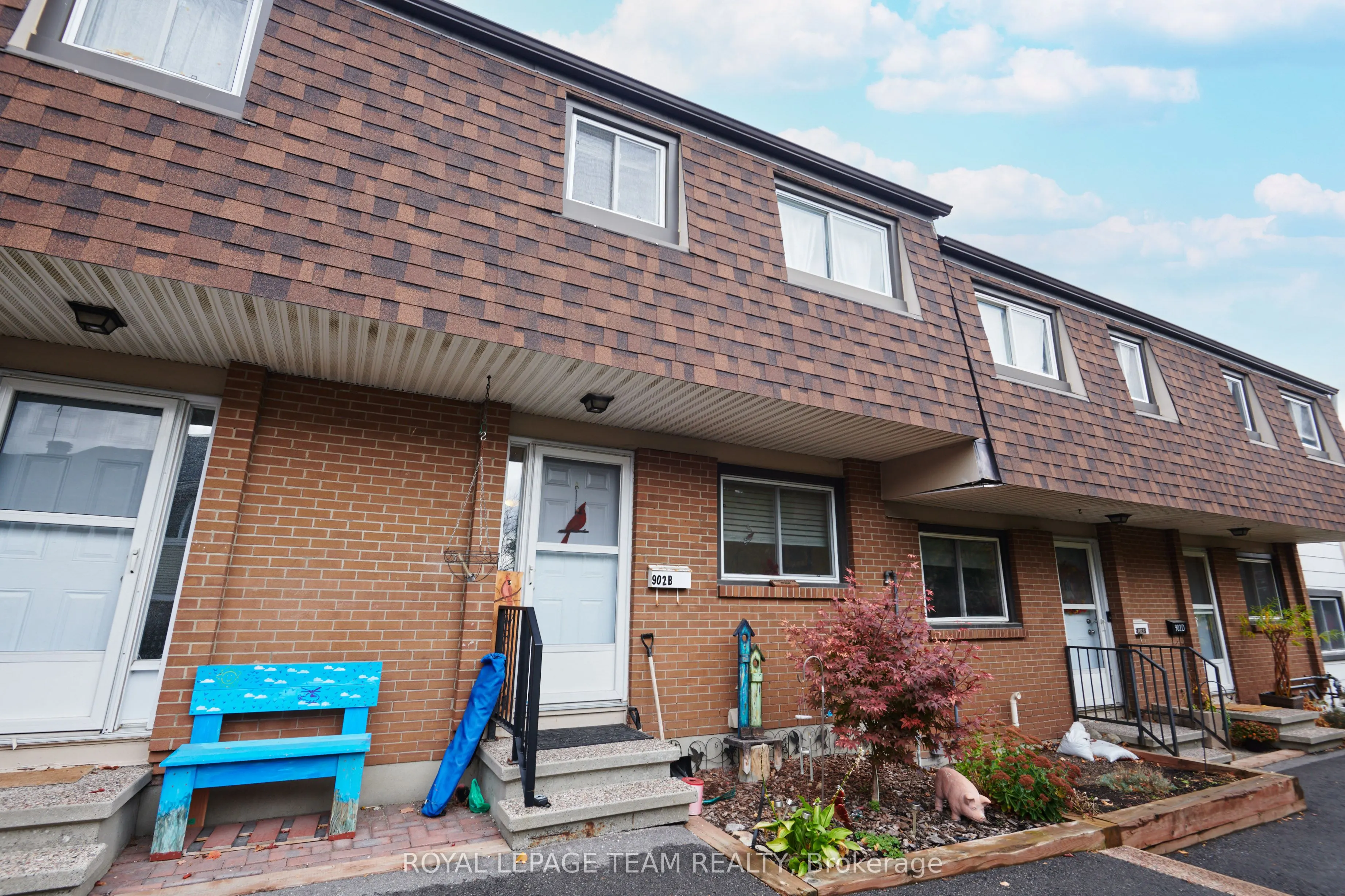 902 Elmsmere Road, #B