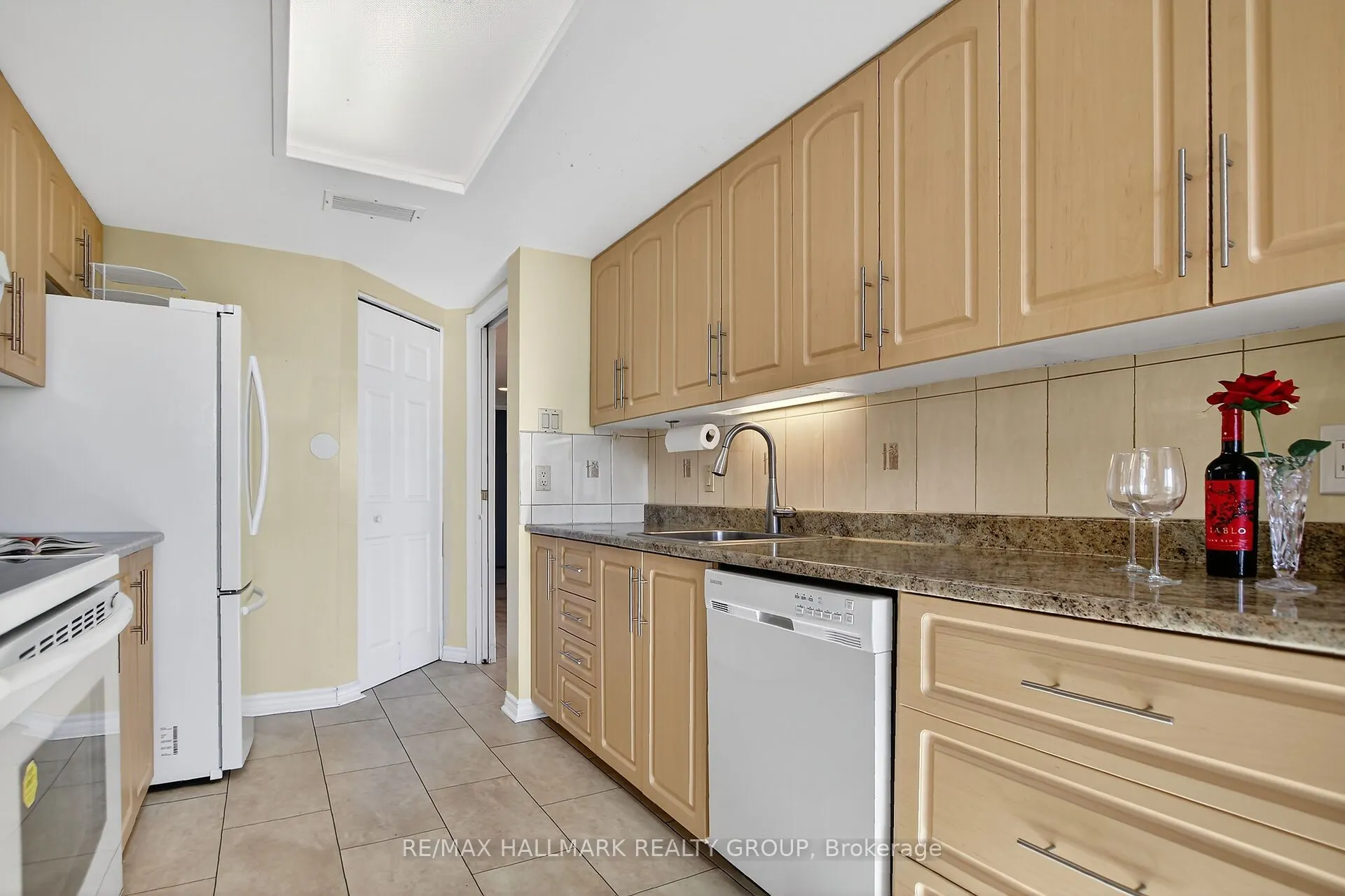 100 Grant Carman Drive, #606