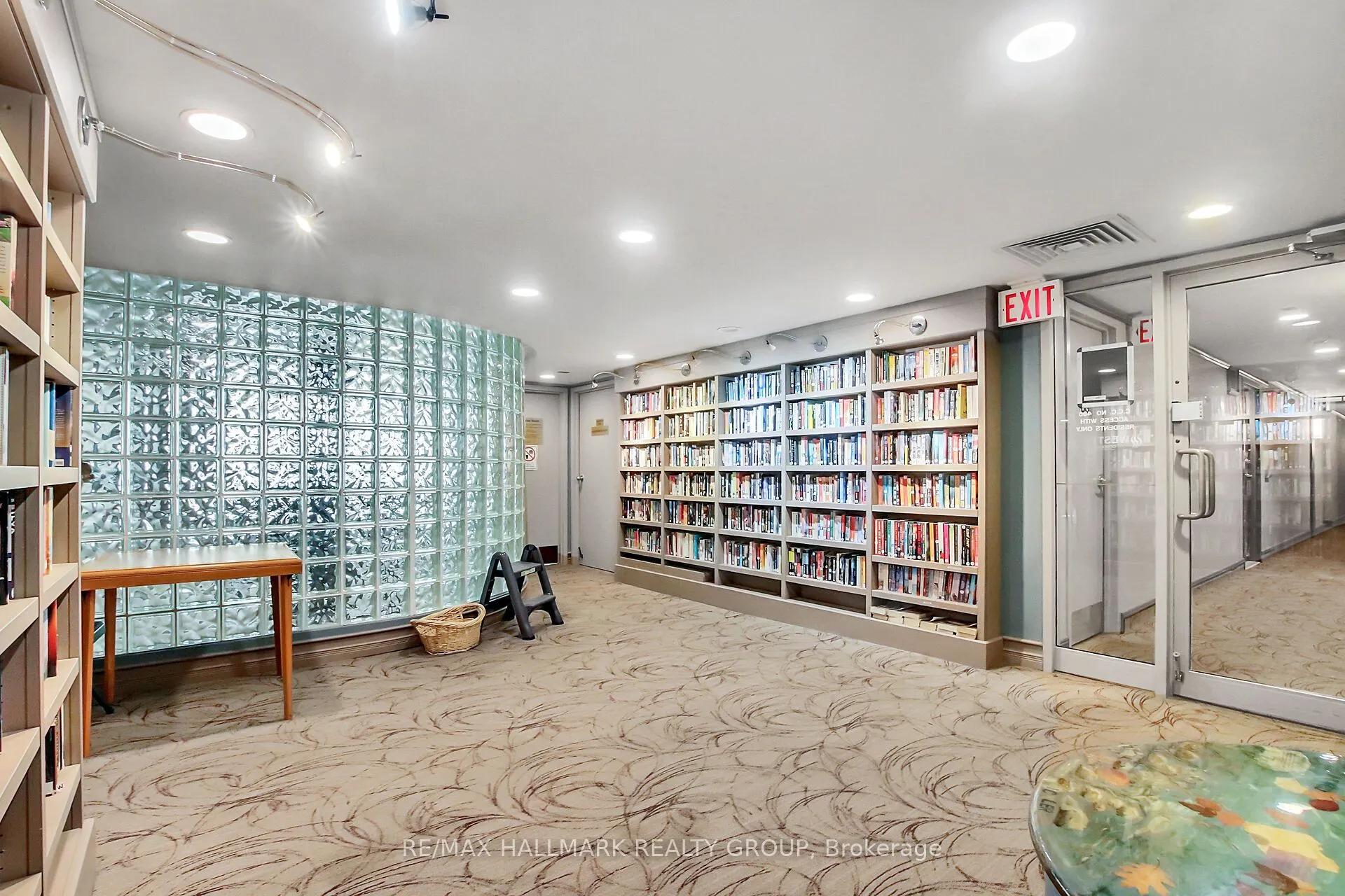 100 Grant Carman Drive, #606