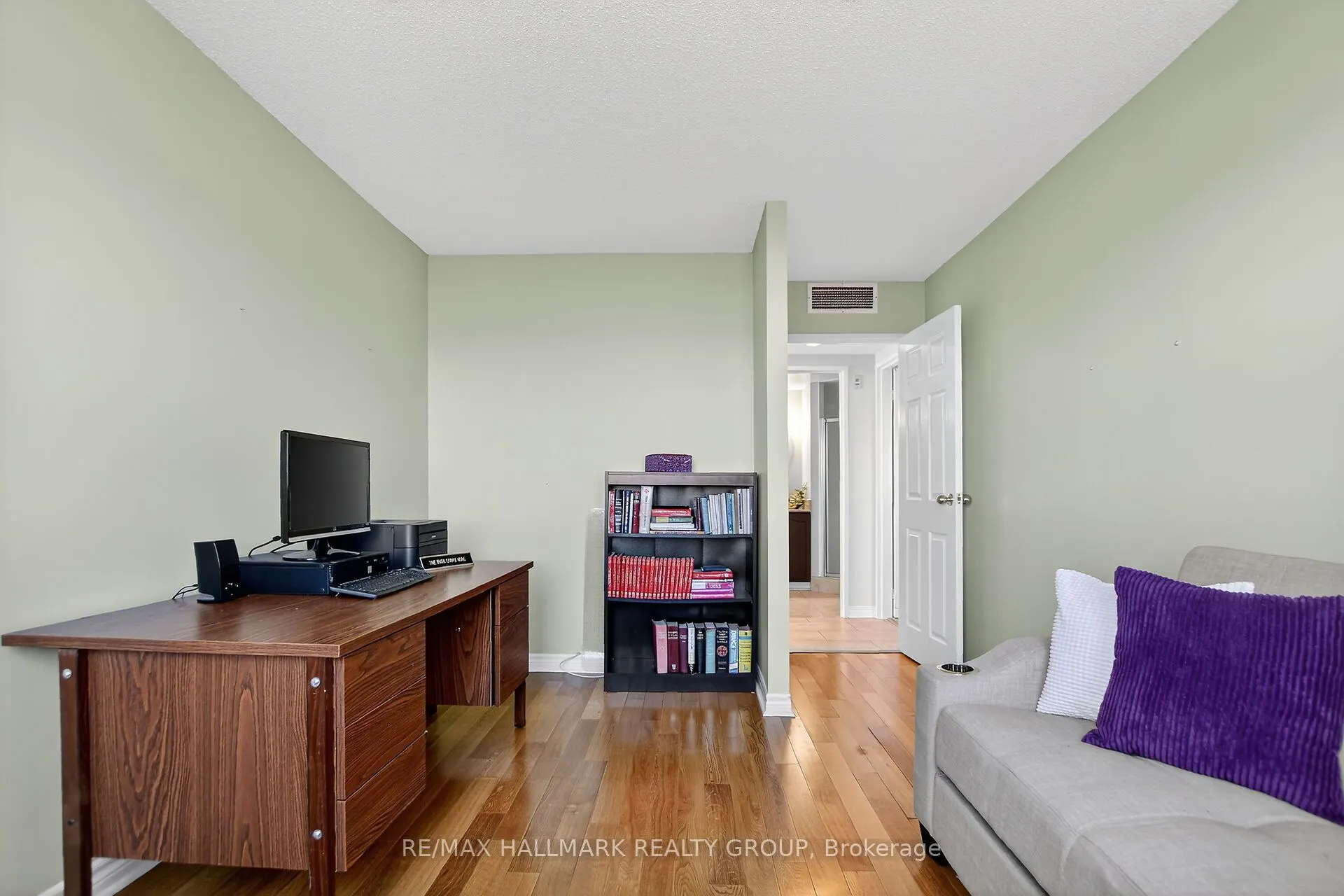 100 Grant Carman Drive, #606