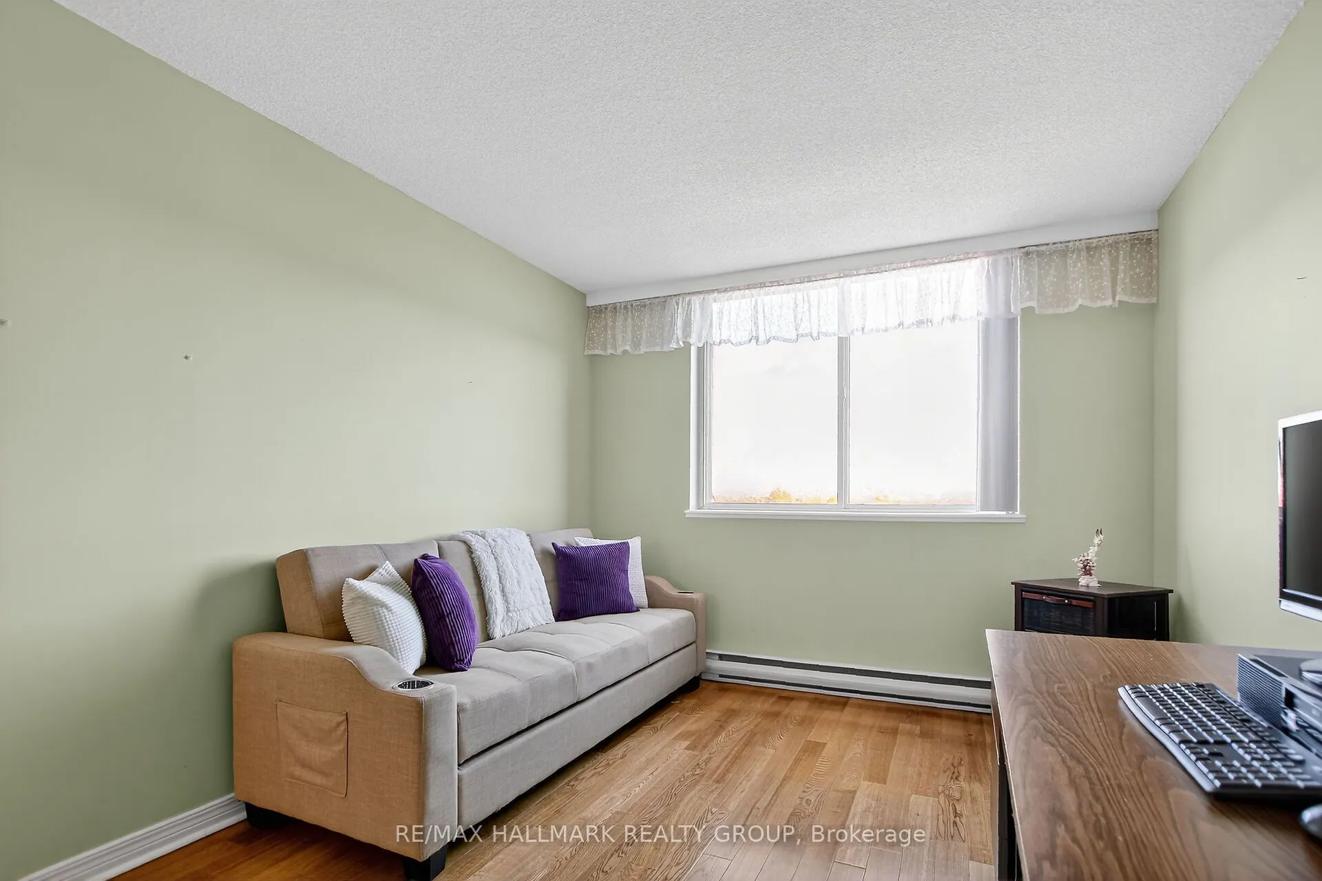 100 Grant Carman Drive, #606