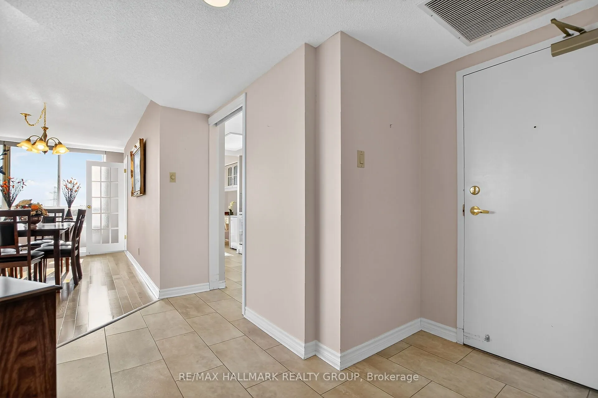 100 Grant Carman Drive, #606