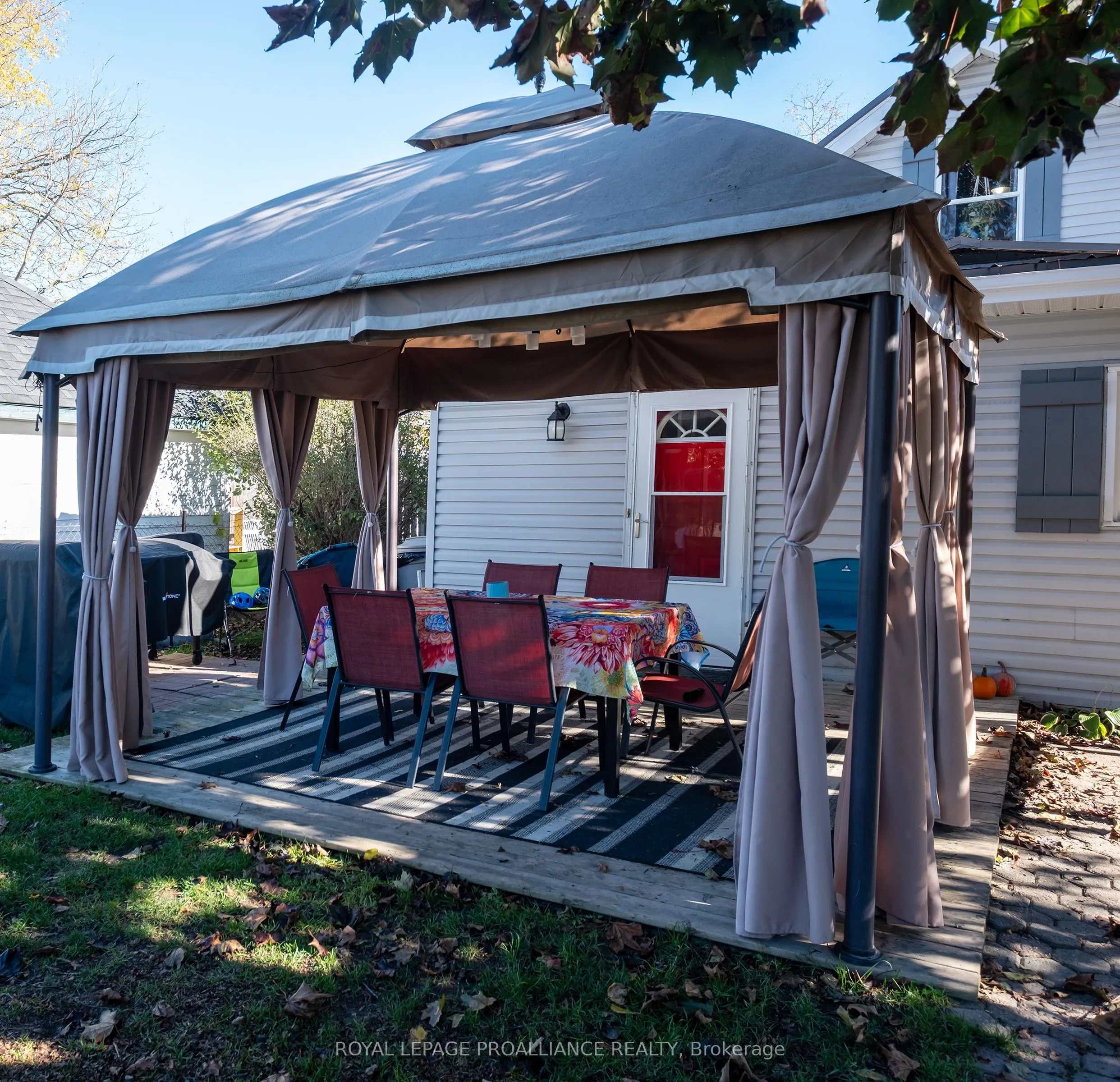 42 Prince Of Wales Drive