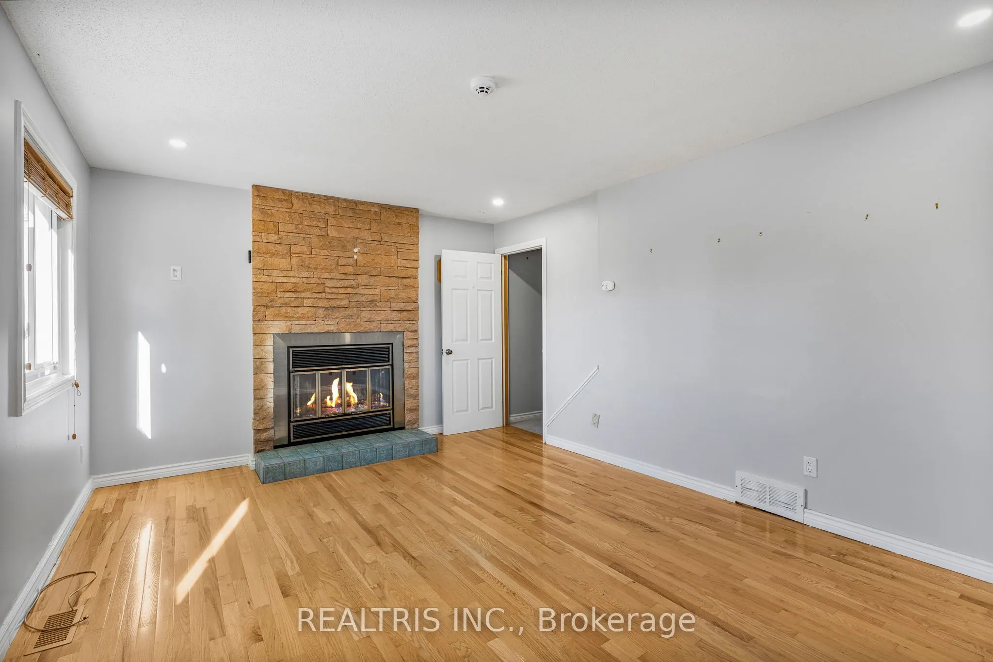 1905 DES EPINETTES Avenue