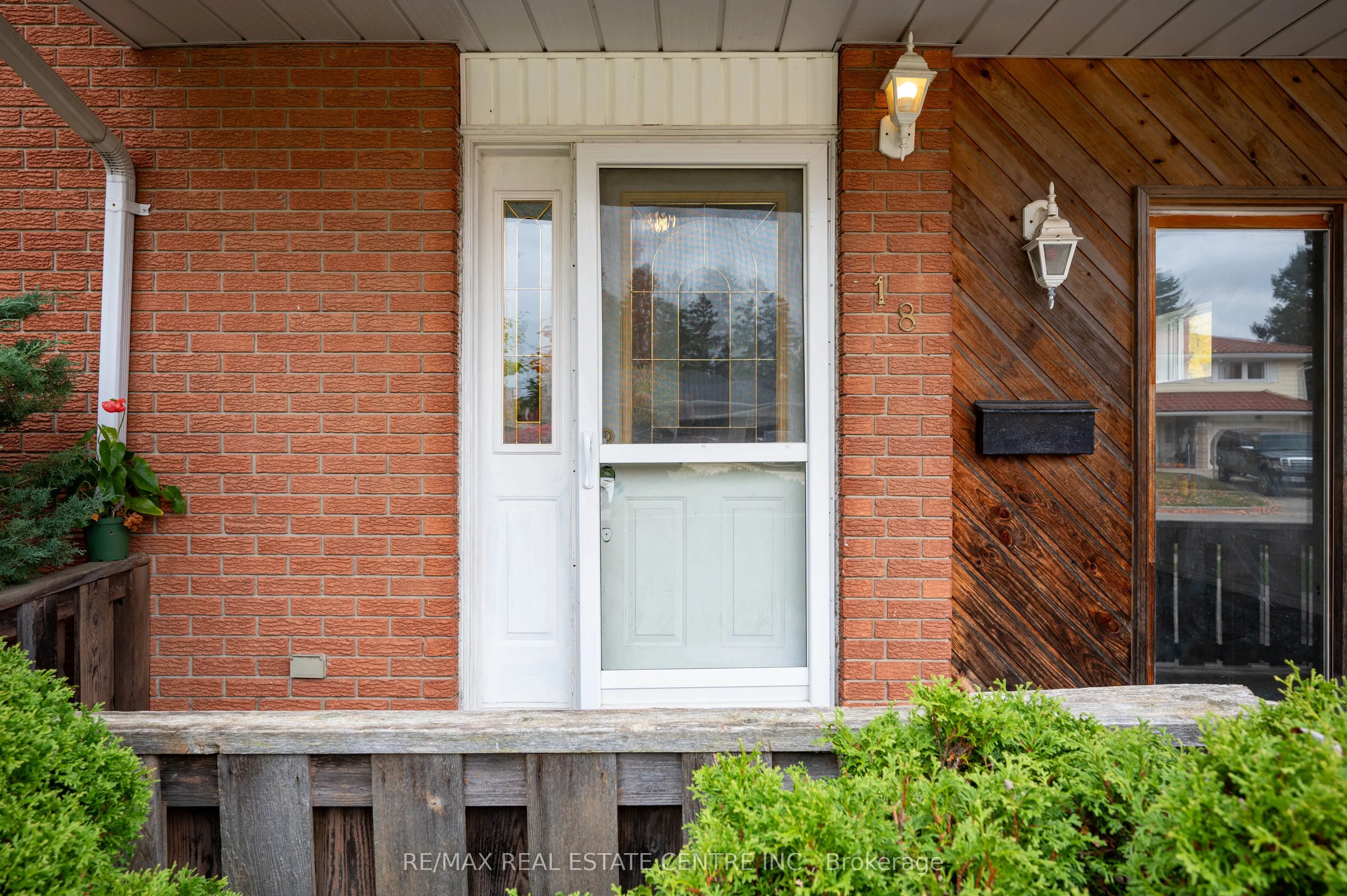 18 Kingston Crescent