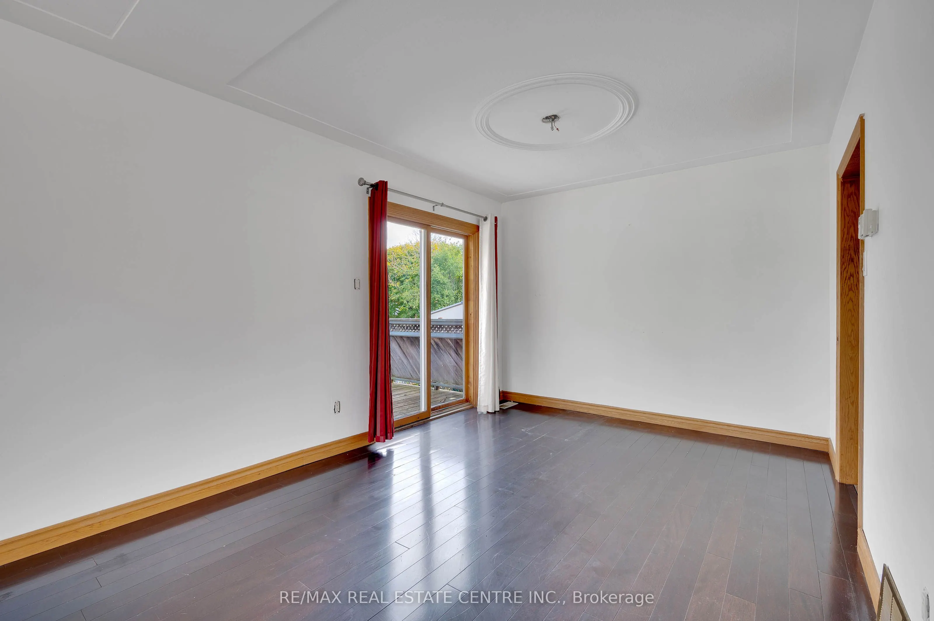 18 Kingston Crescent