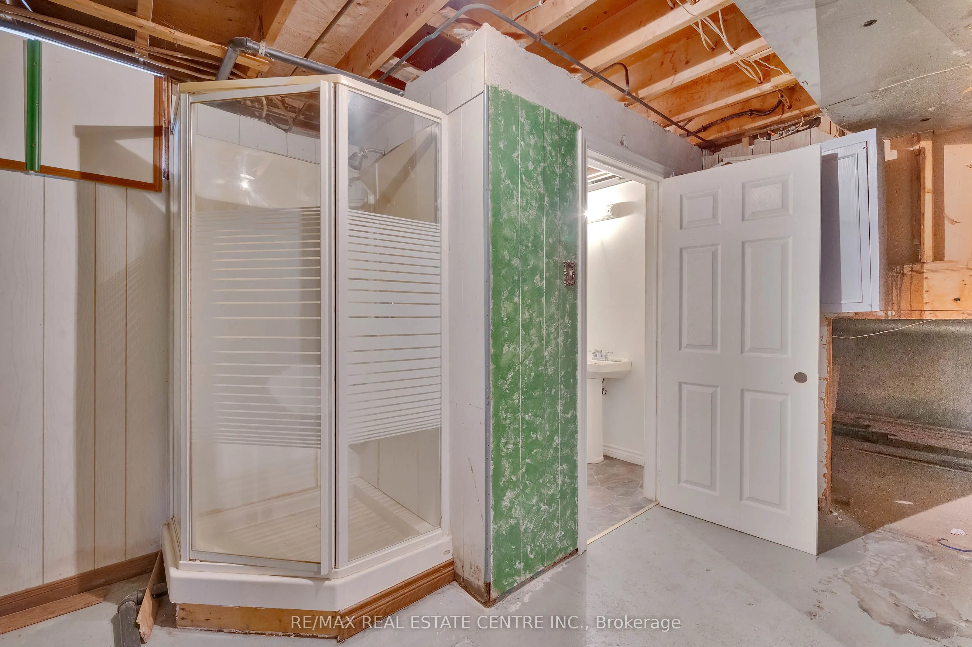 18 Kingston Crescent