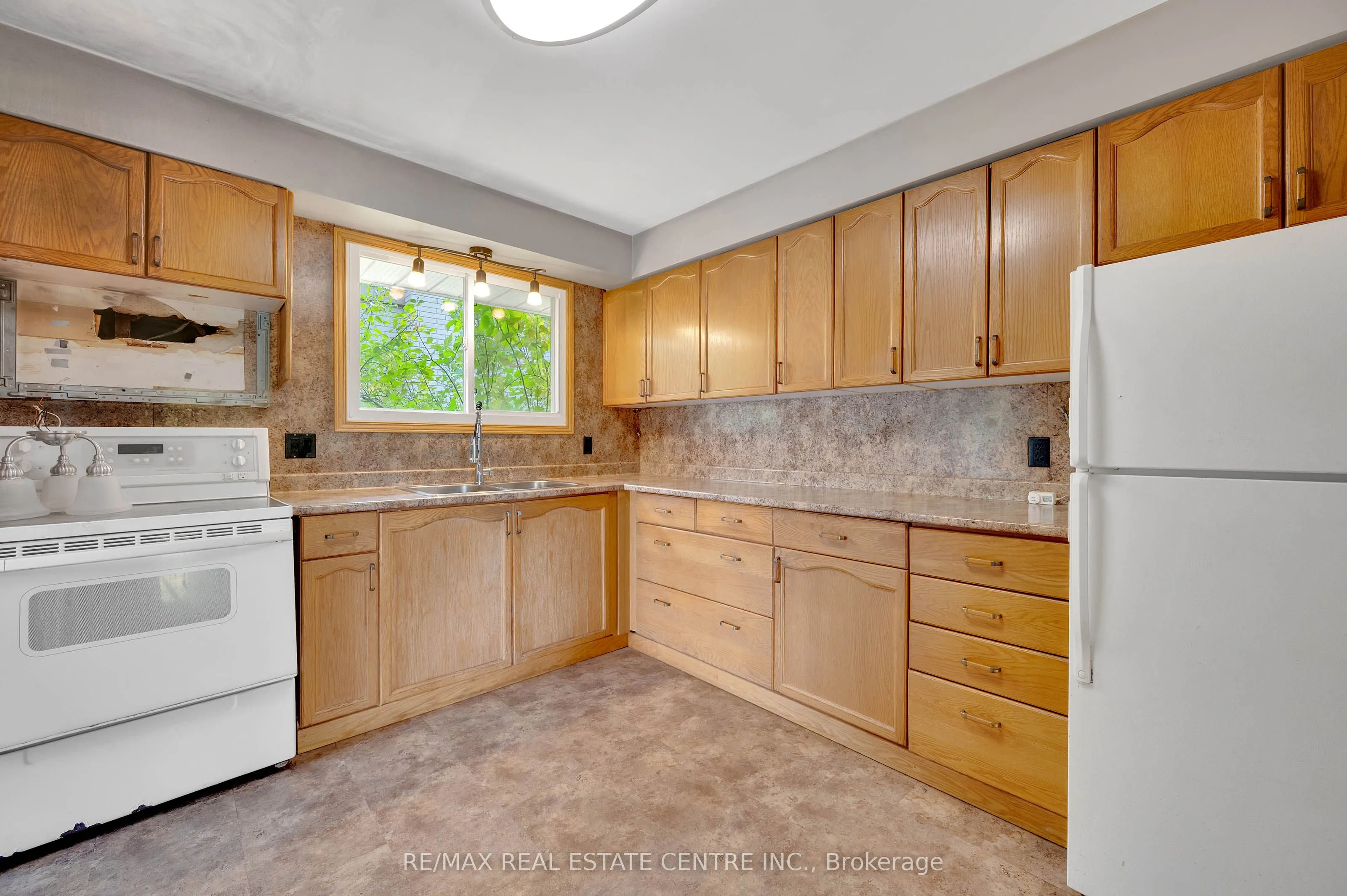 18 Kingston Crescent