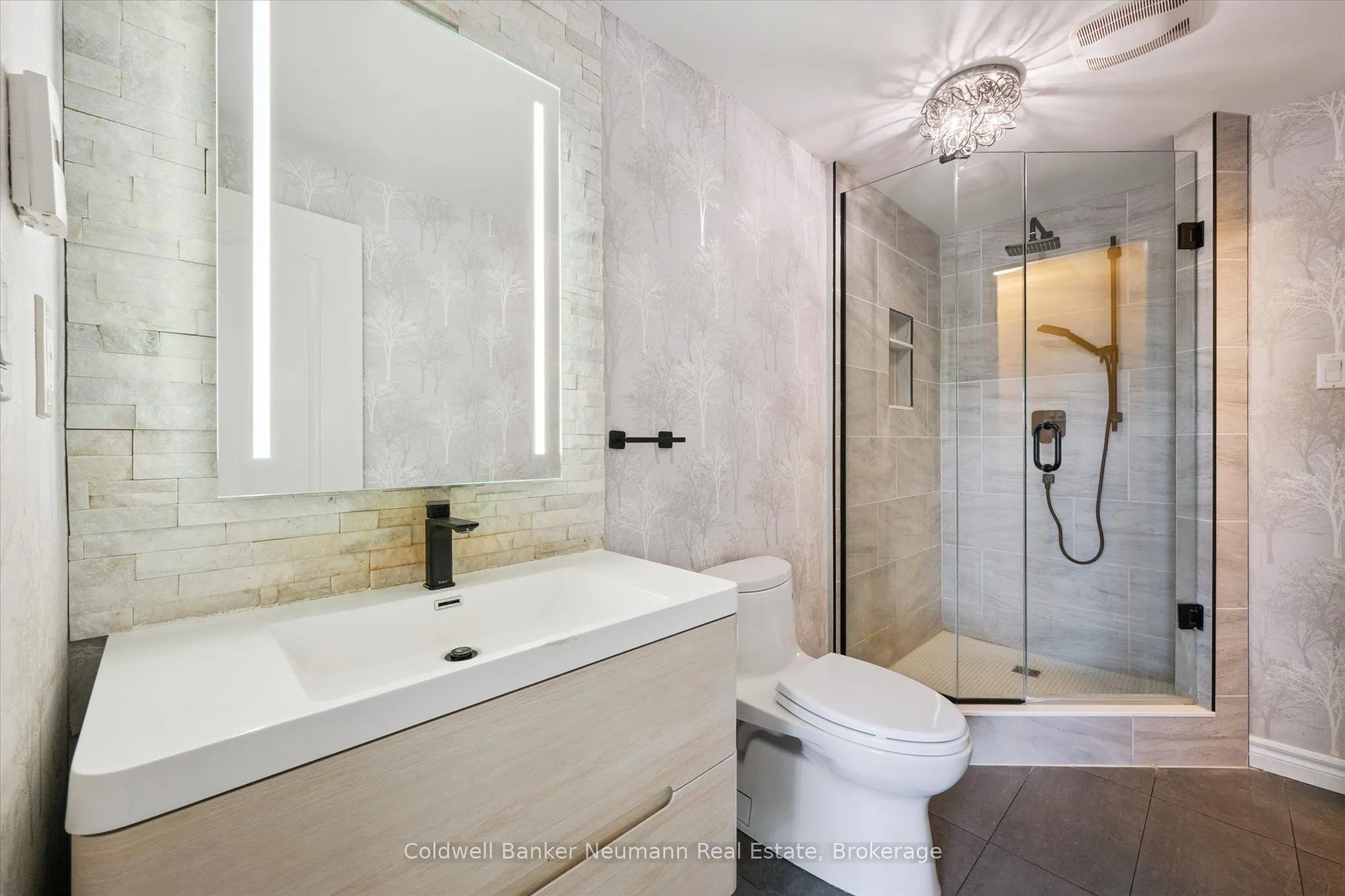 51 Dovercliffe Road, #56