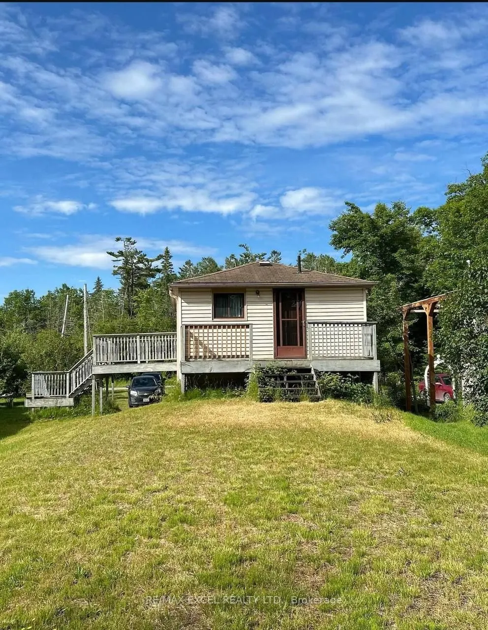 19 Lakeview Cottage Road