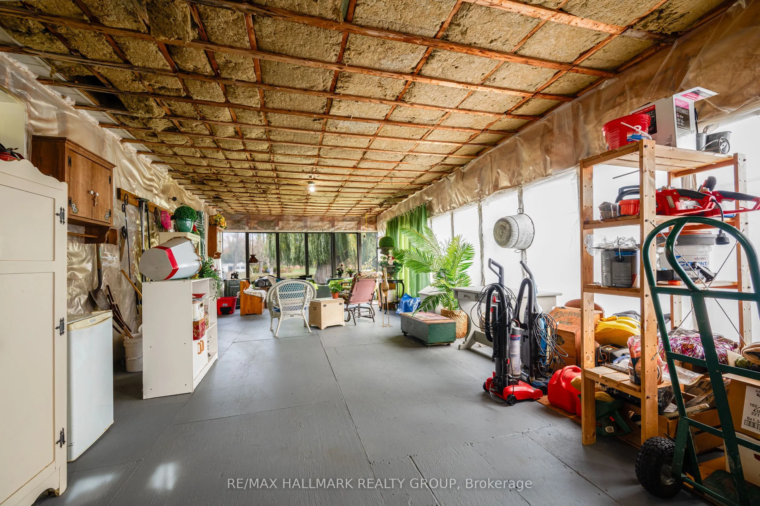 6763 Rideau Valley Drive S