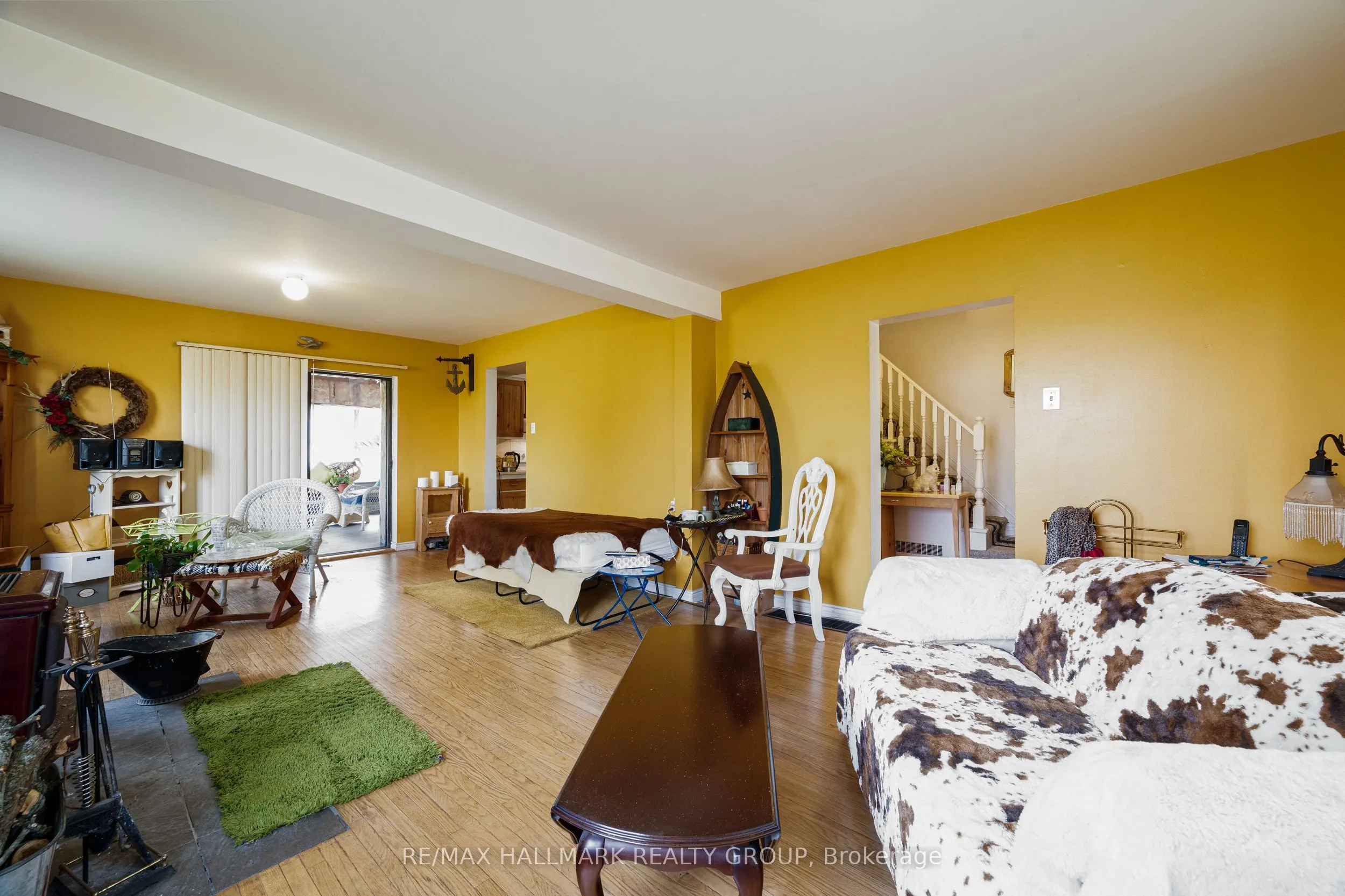 6763 Rideau Valley Drive S