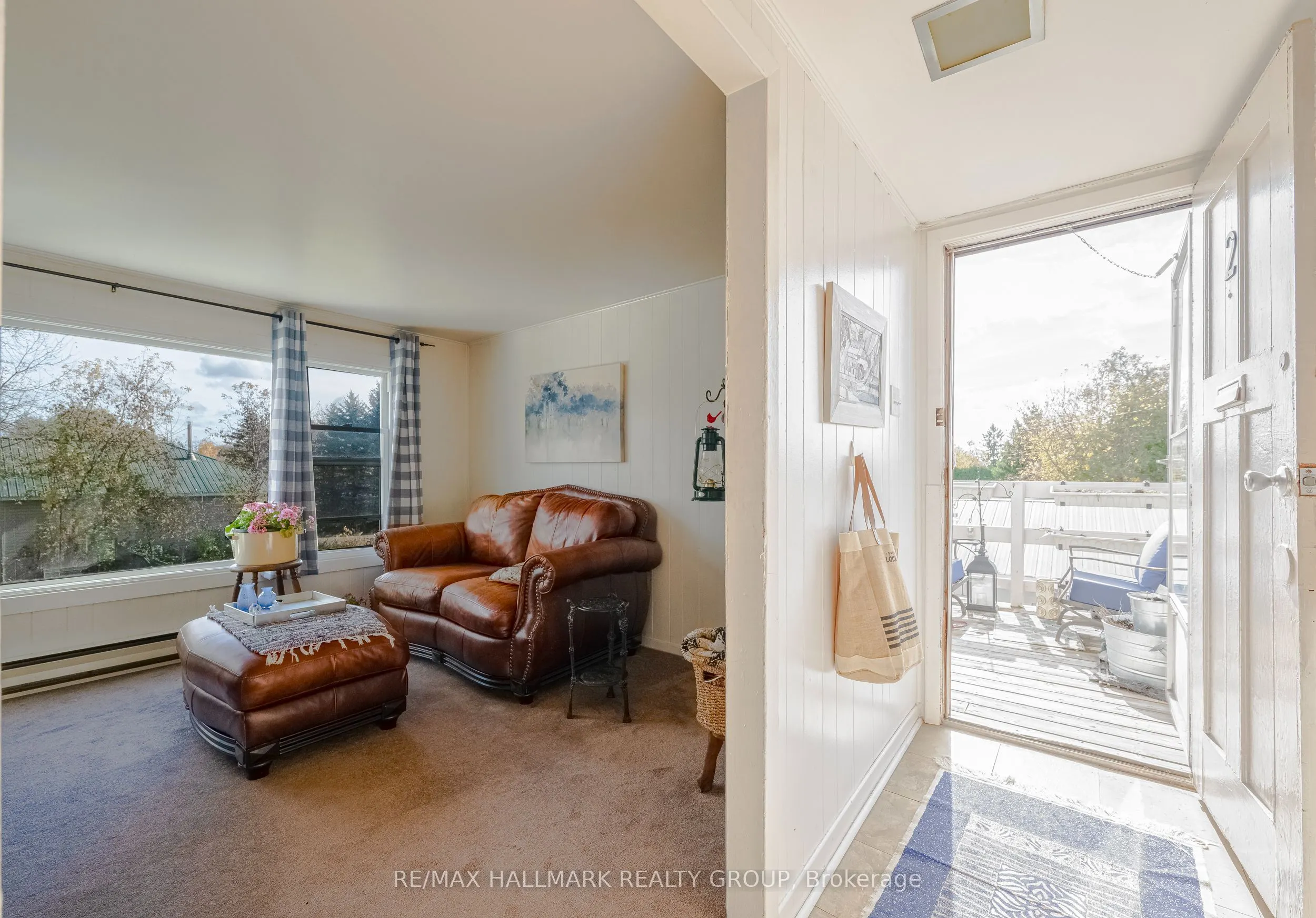 6763 Rideau Valley Drive S