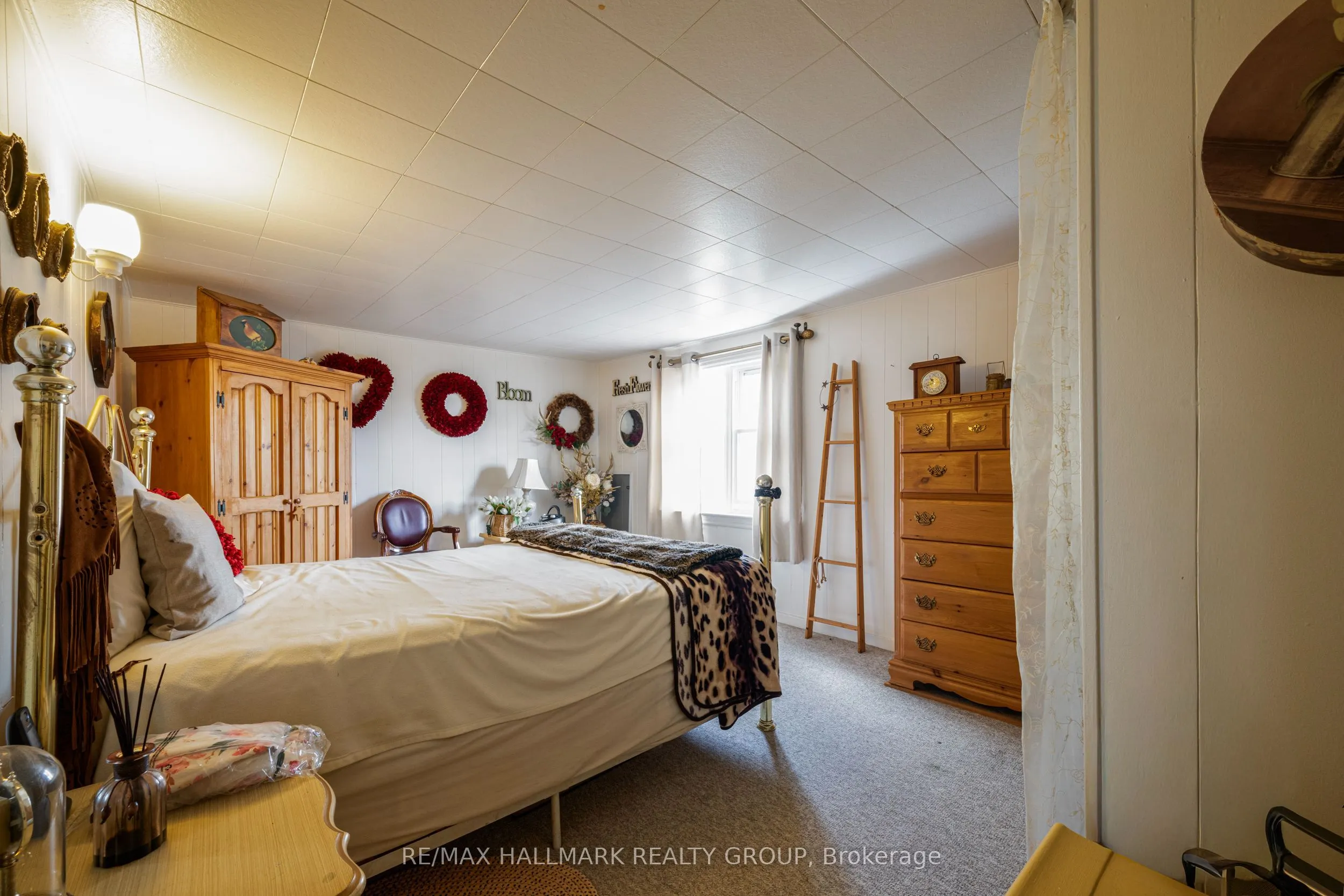 6763 Rideau Valley Drive S