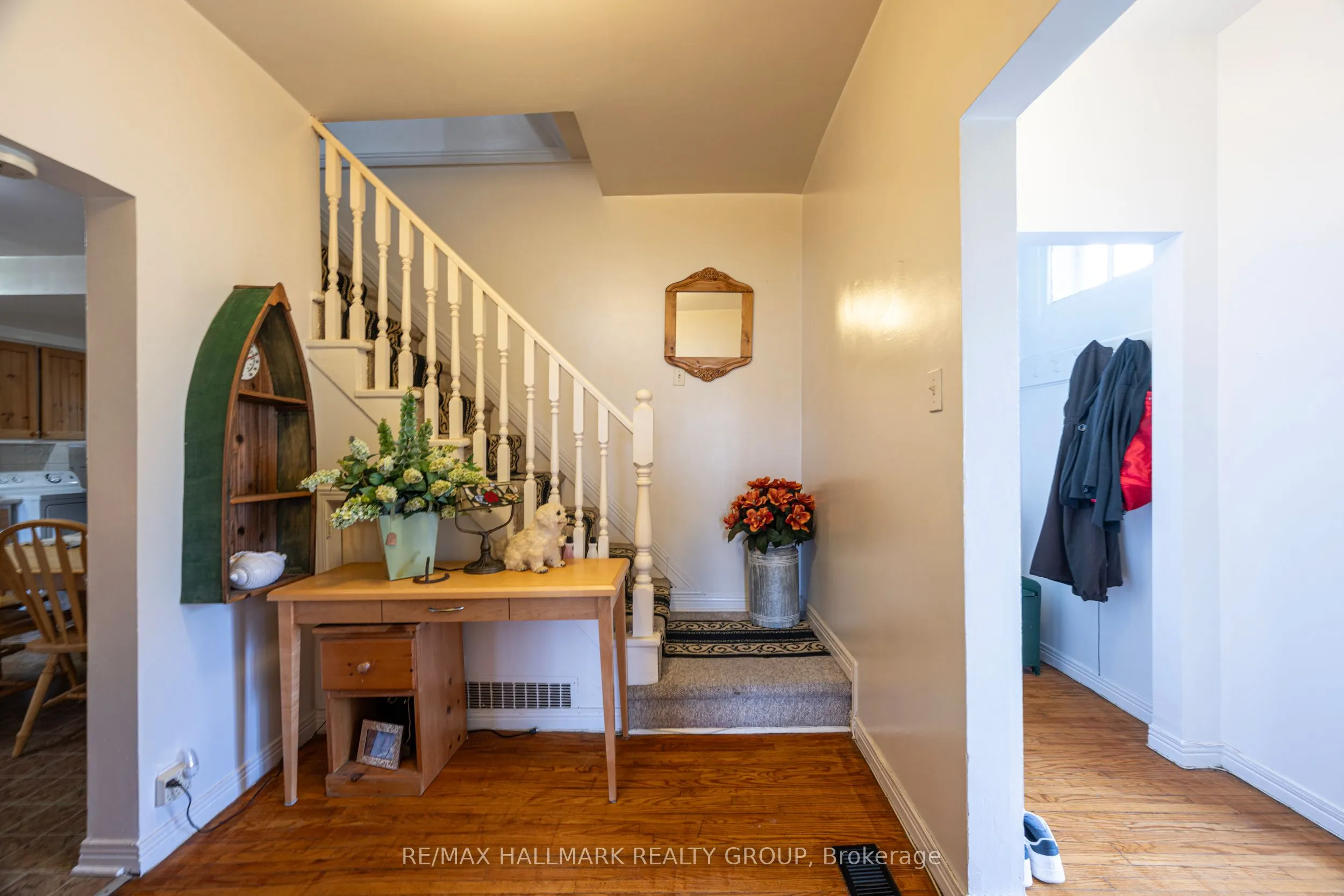 6763 Rideau Valley Drive S