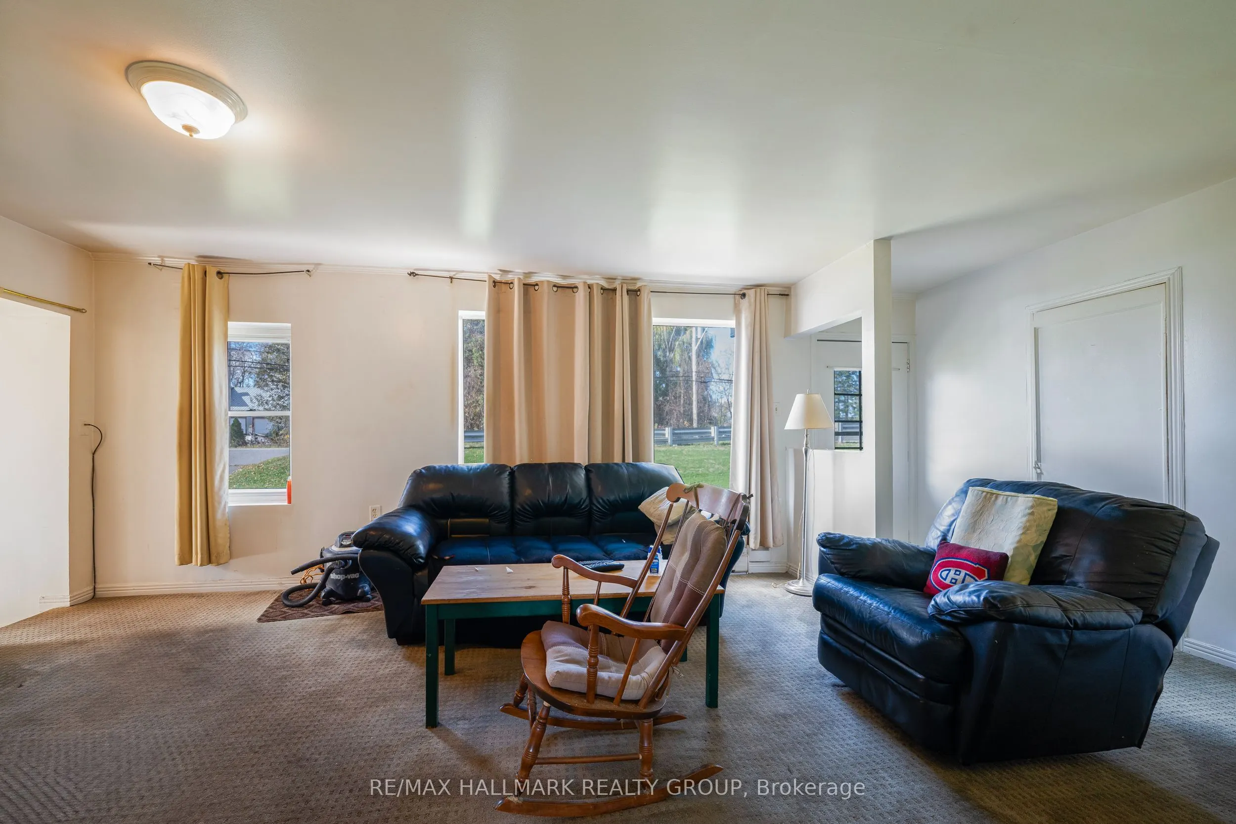 6763 Rideau Valley Drive S