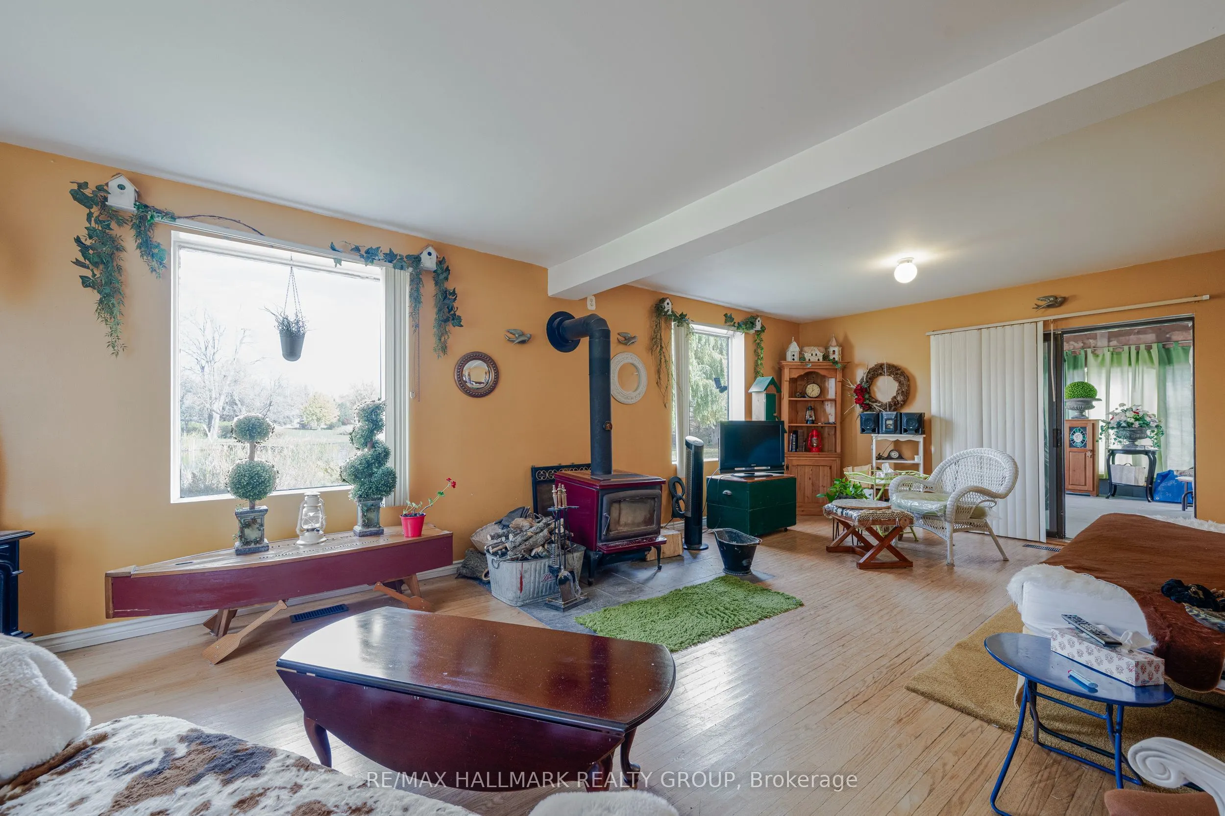 6763 Rideau Valley Drive S