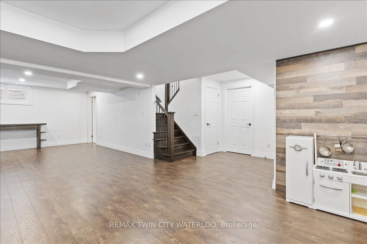 39 Deer Creek Street