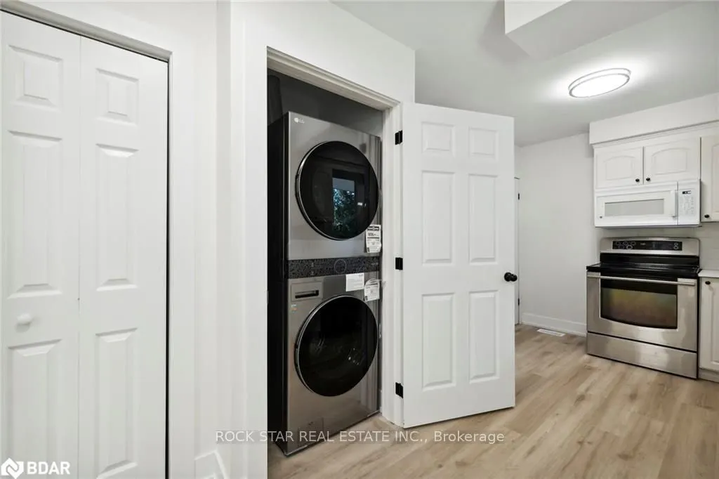 87 Leaside Drive, #Upper