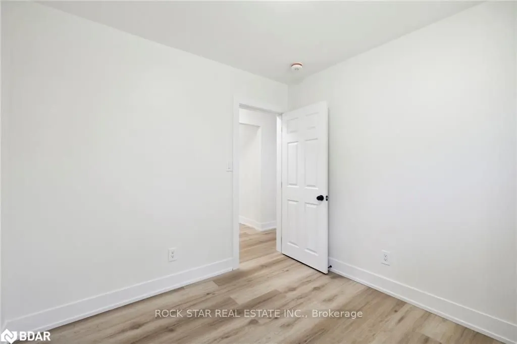 87 Leaside Drive, #Upper