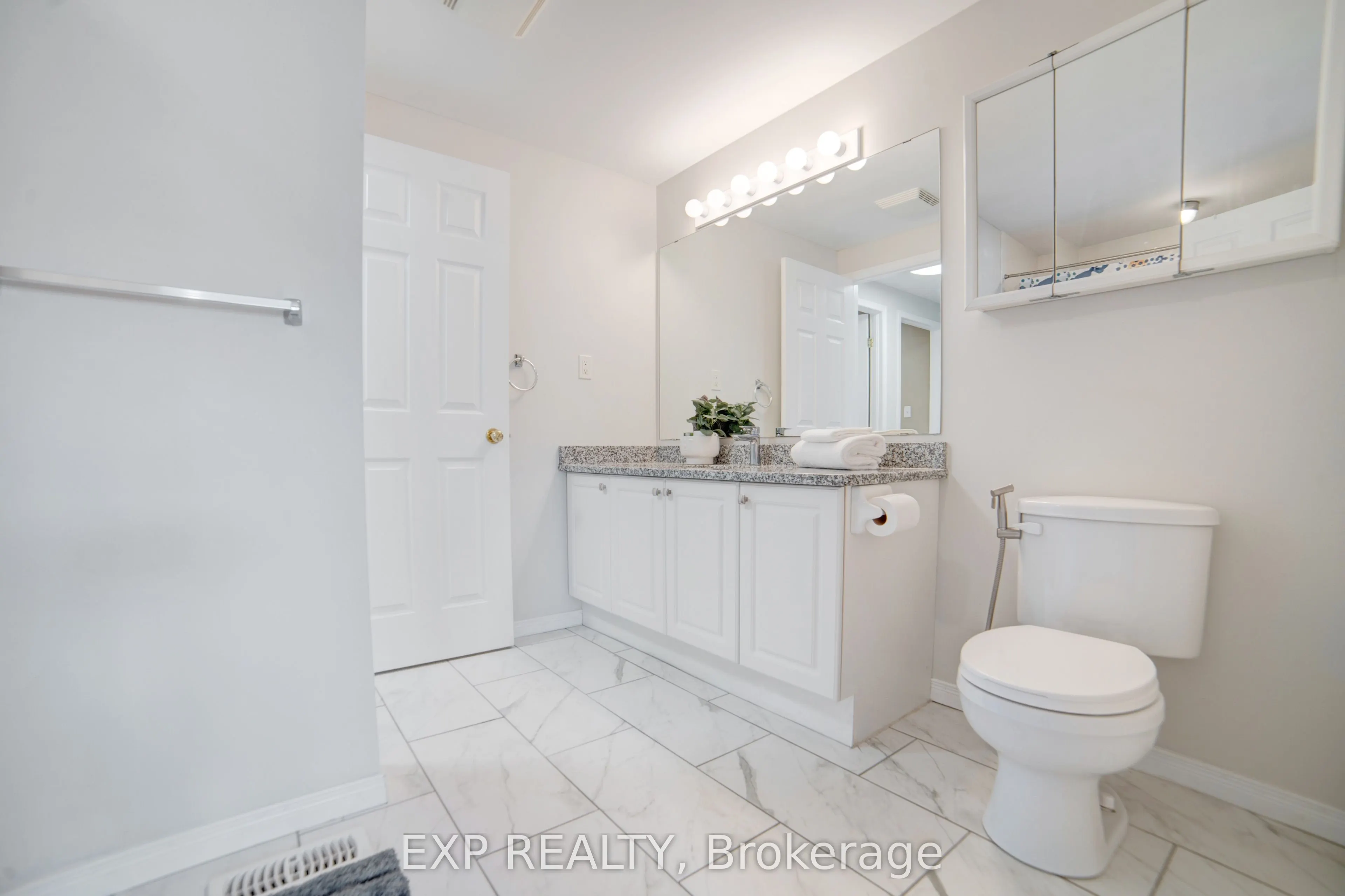 30 Bryan Court W, #26