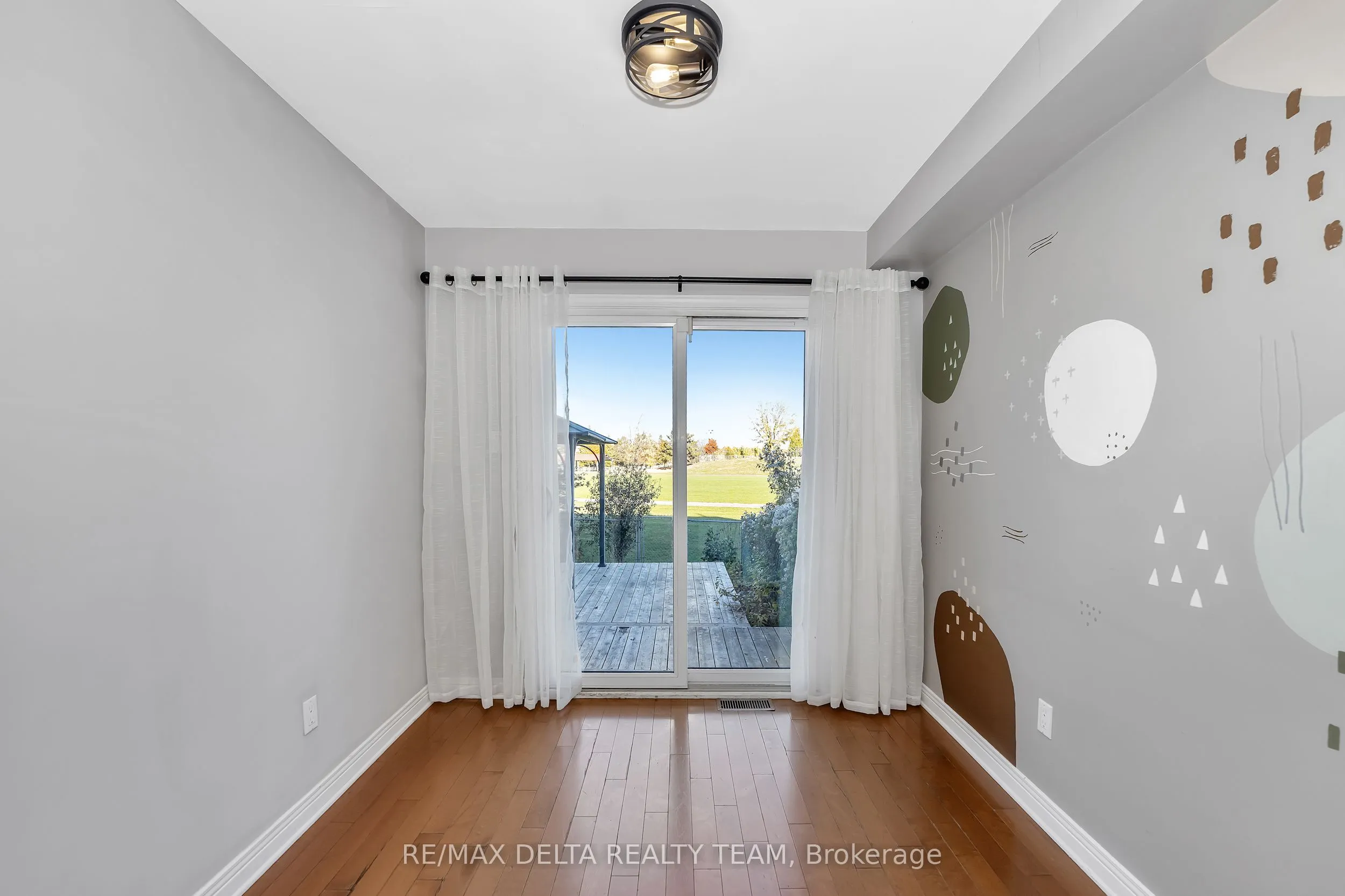 1423 Caravel Crescent