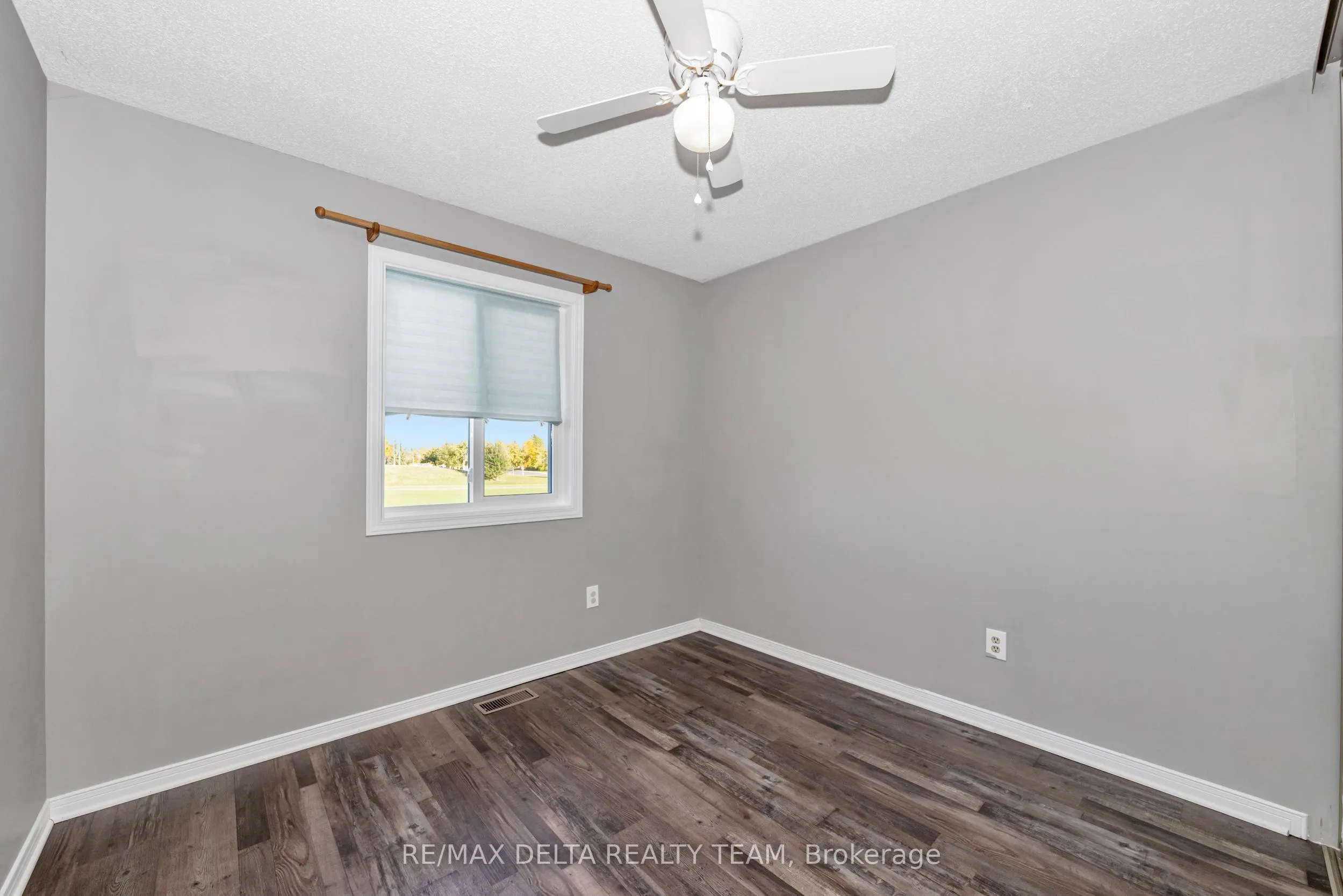 1423 Caravel Crescent