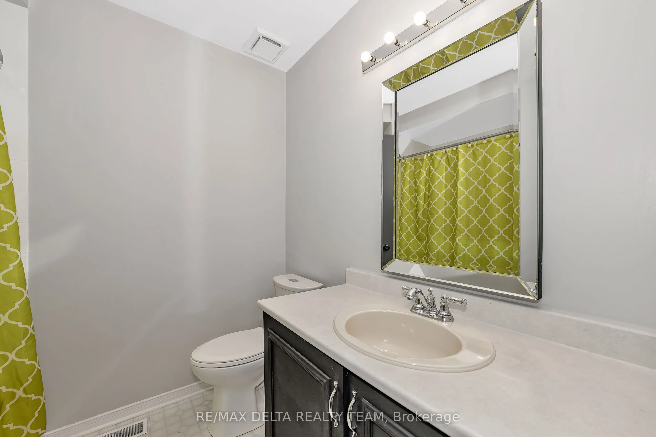 1423 Caravel Crescent